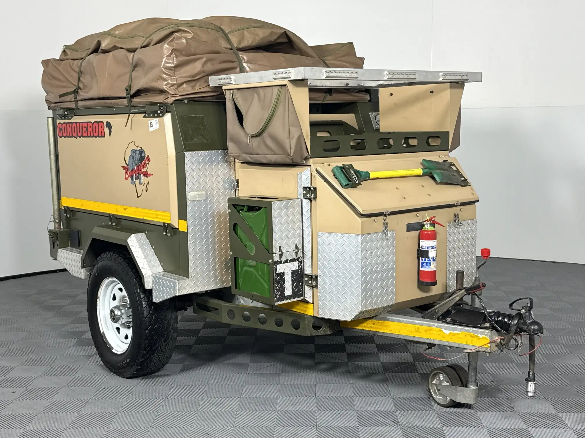 Conqueror Compact 2