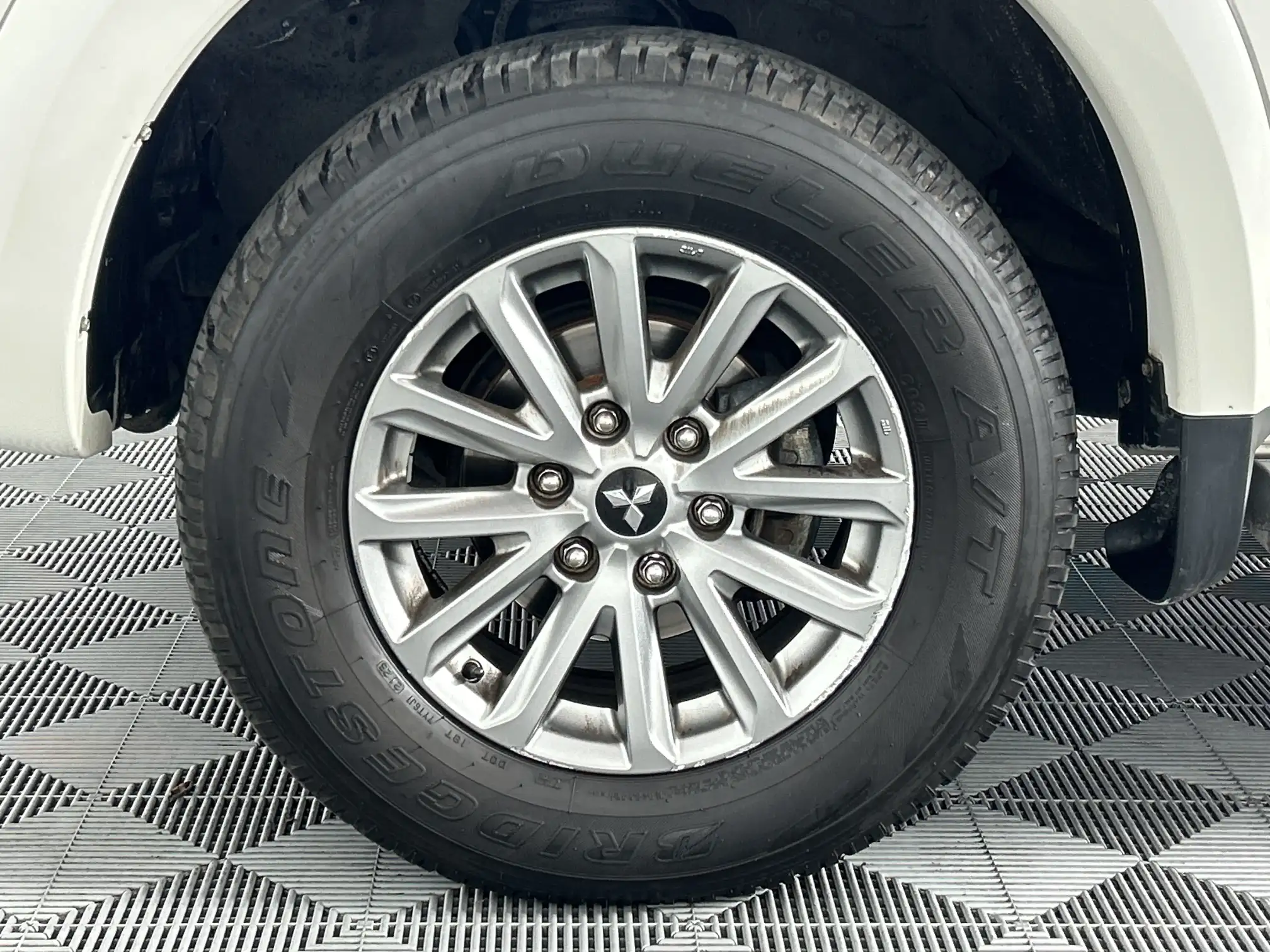 Mitsubishi Triton