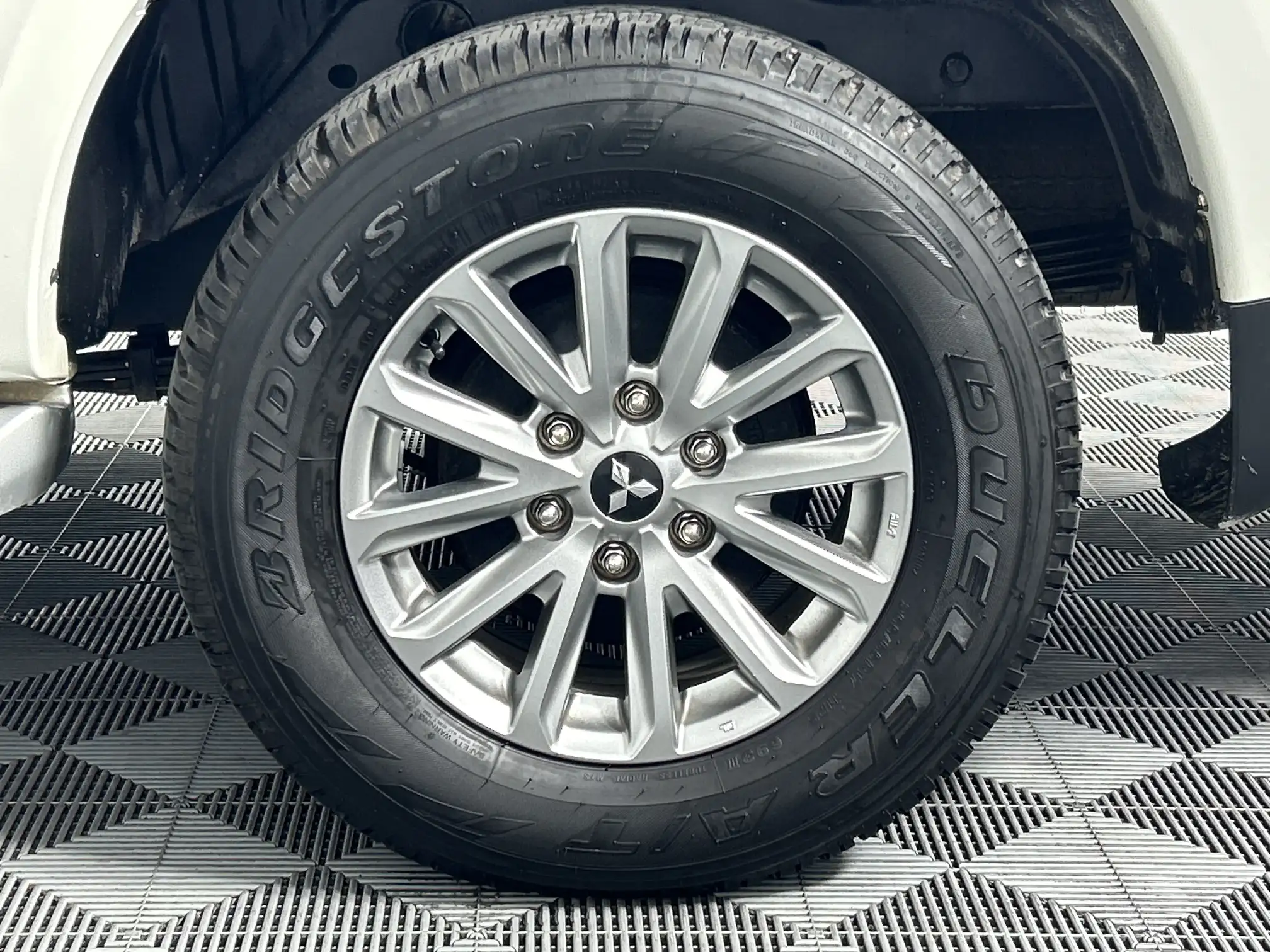 Mitsubishi Triton