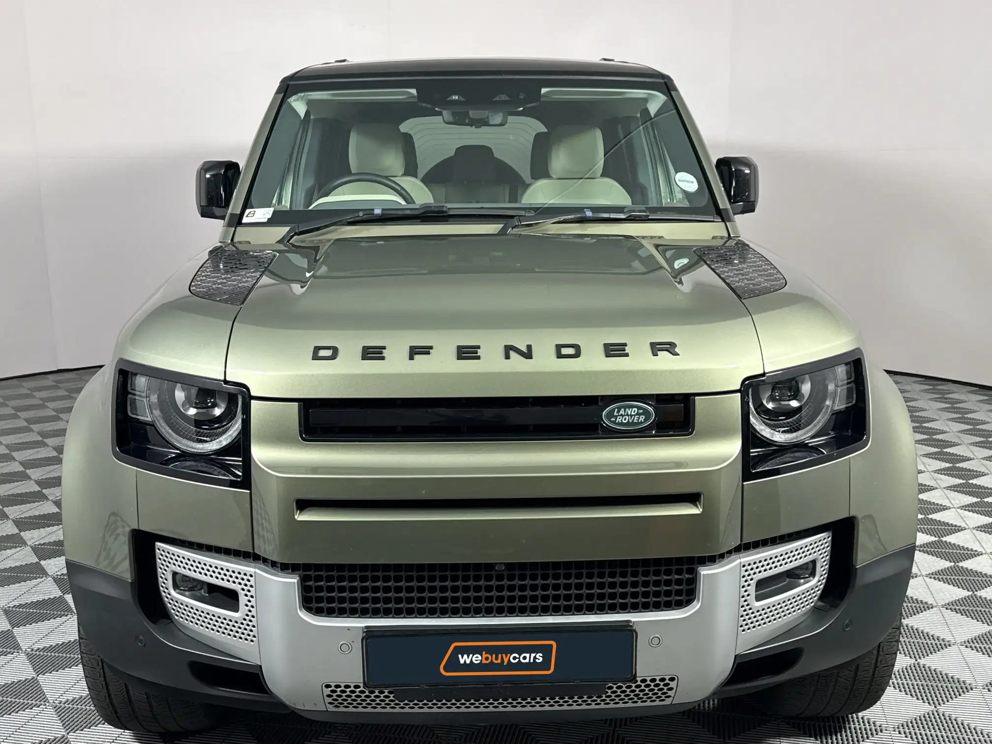 Land Rover Defender 110