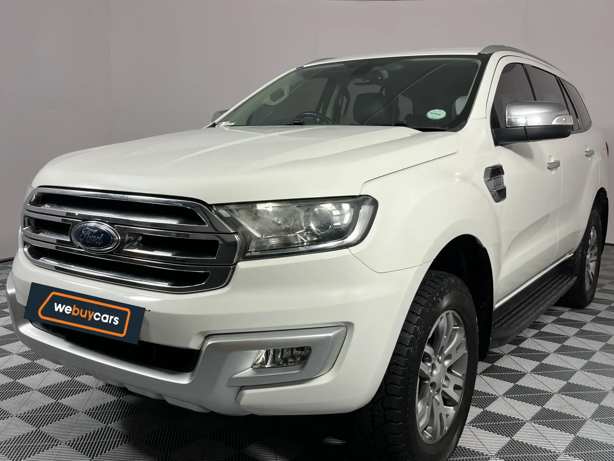 2015 Ford Everest 3.2 TDCi XLT 4x4 Auto at Lansdowne (WC) for sale R228900