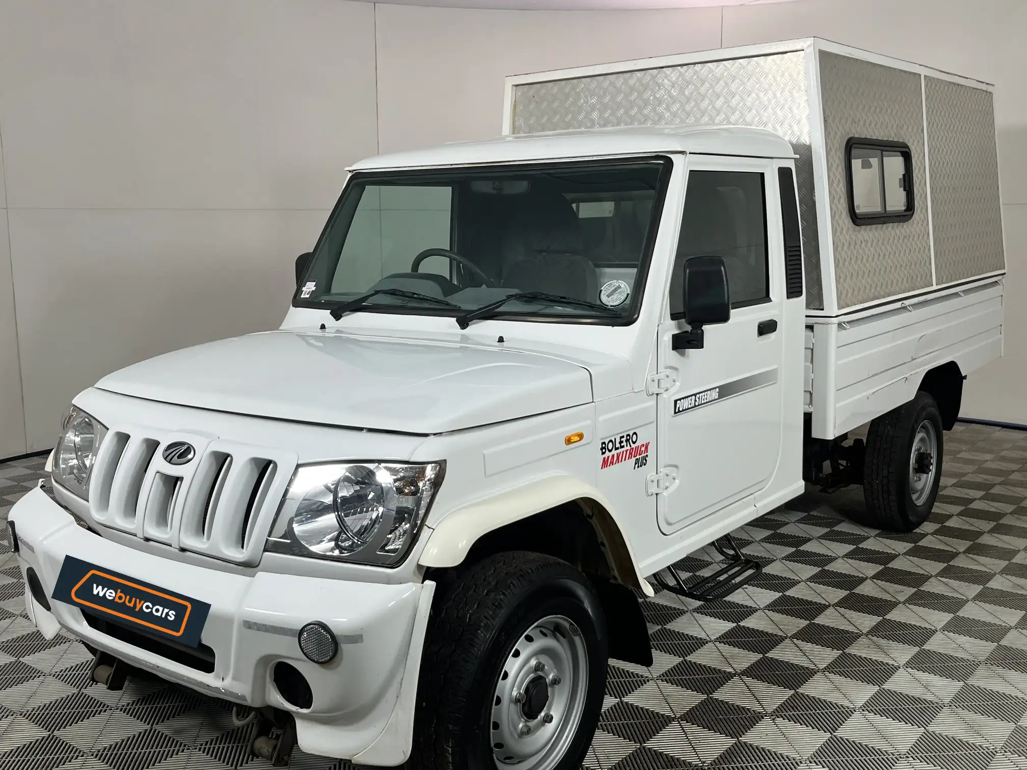 2023 Mahindra Bolero