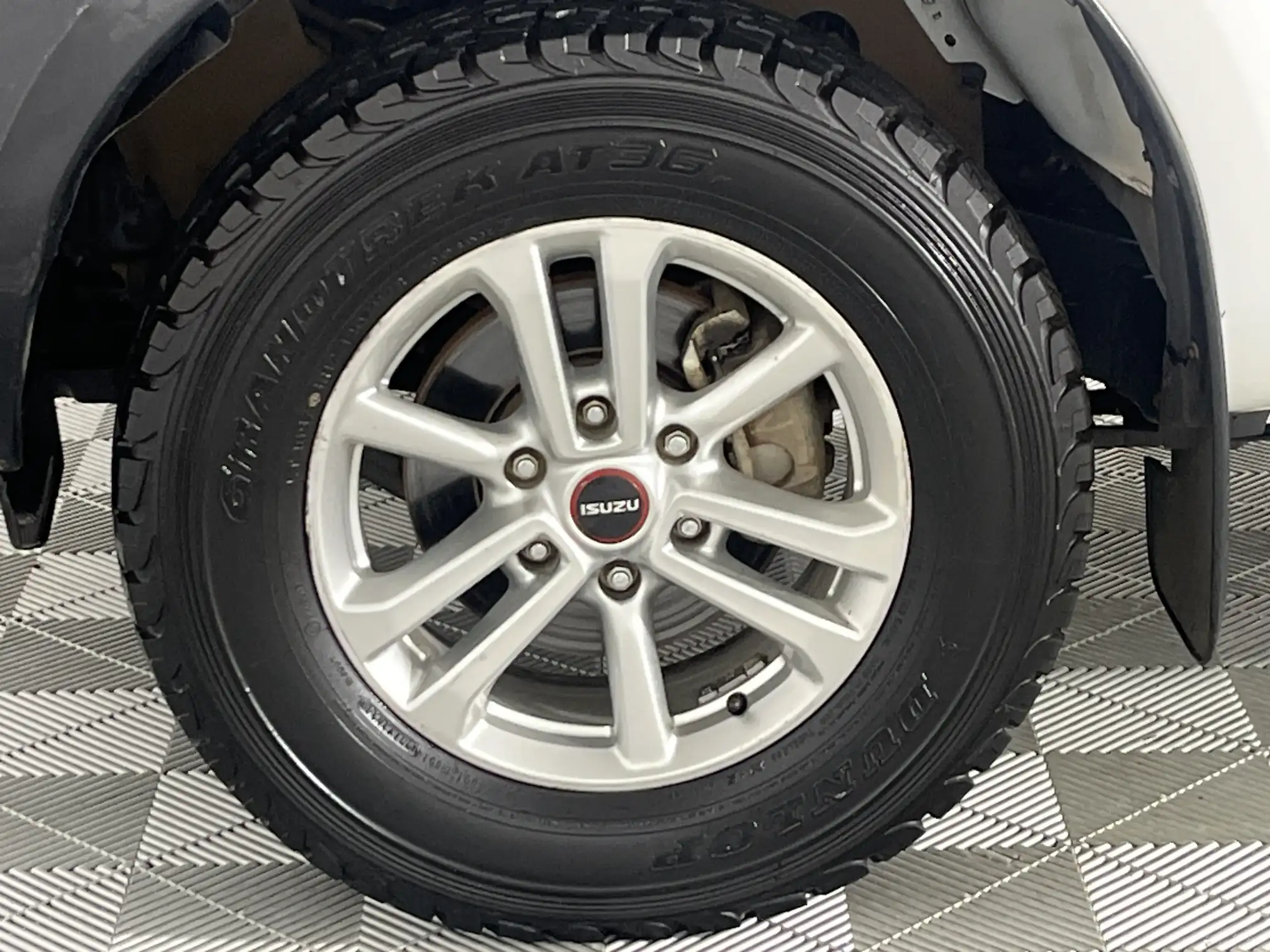 Isuzu D-MAX