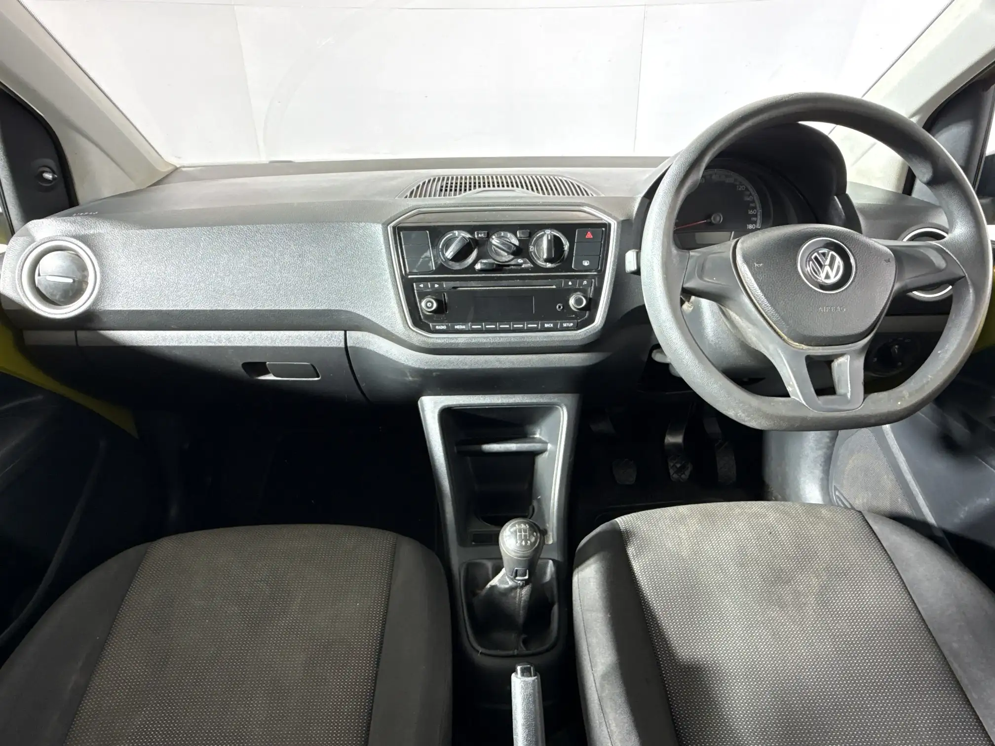 Volkswagen UP