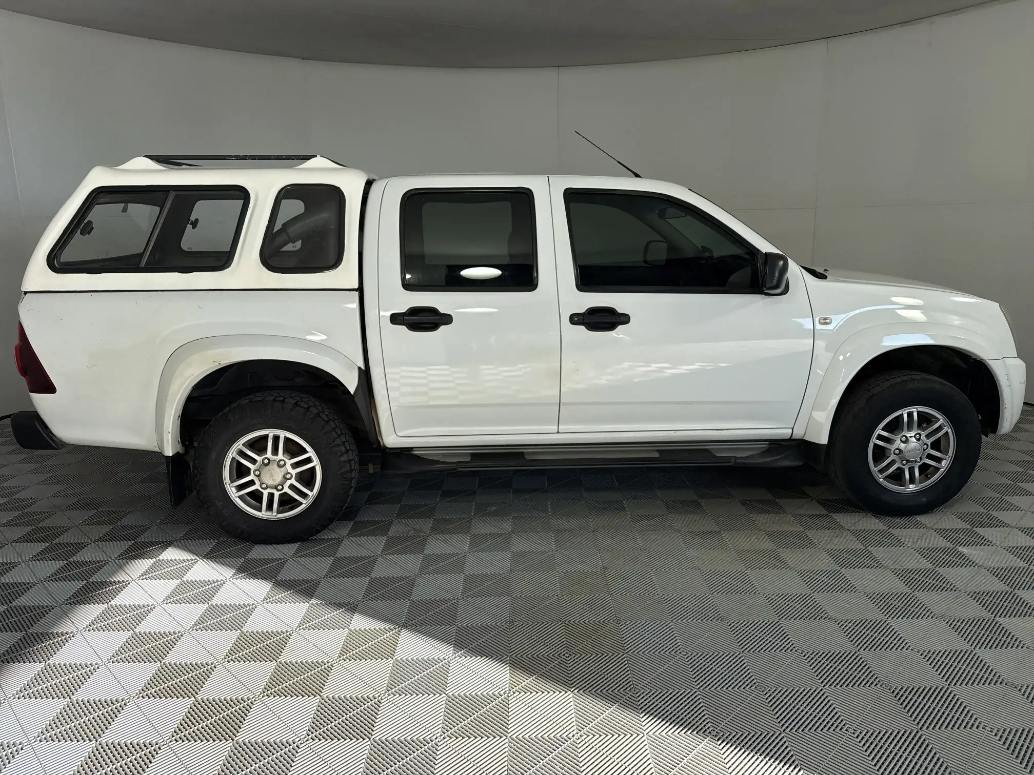 Isuzu KB