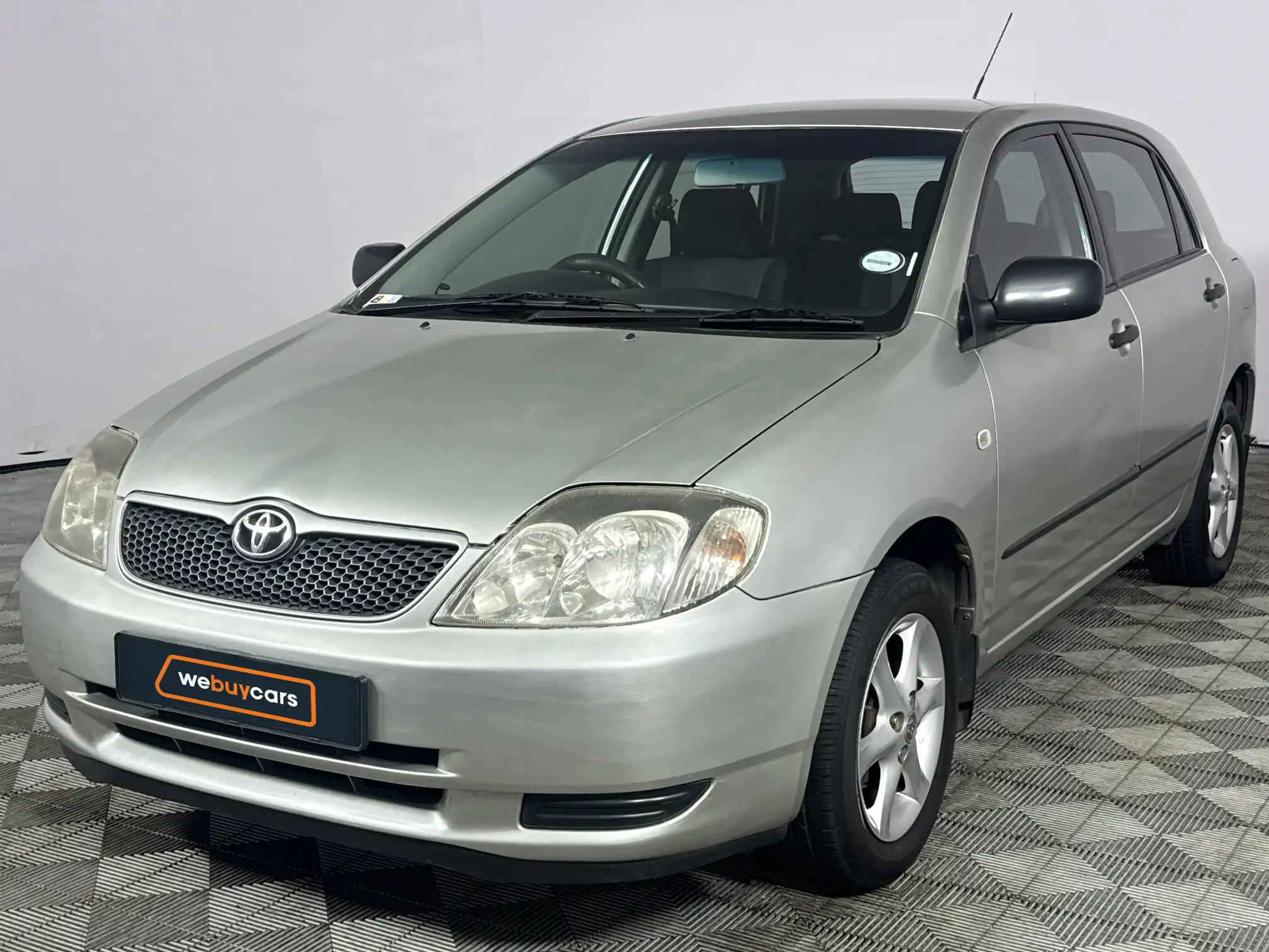 2004 Toyota Runx