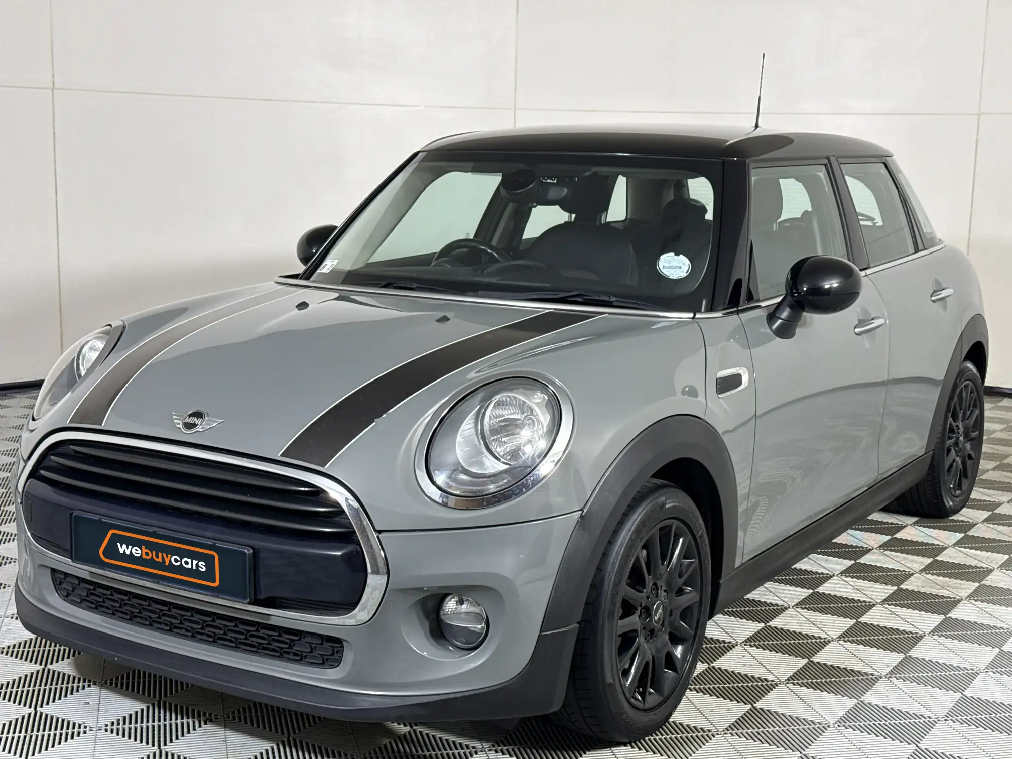 2017 Mini Cooper 5DR
