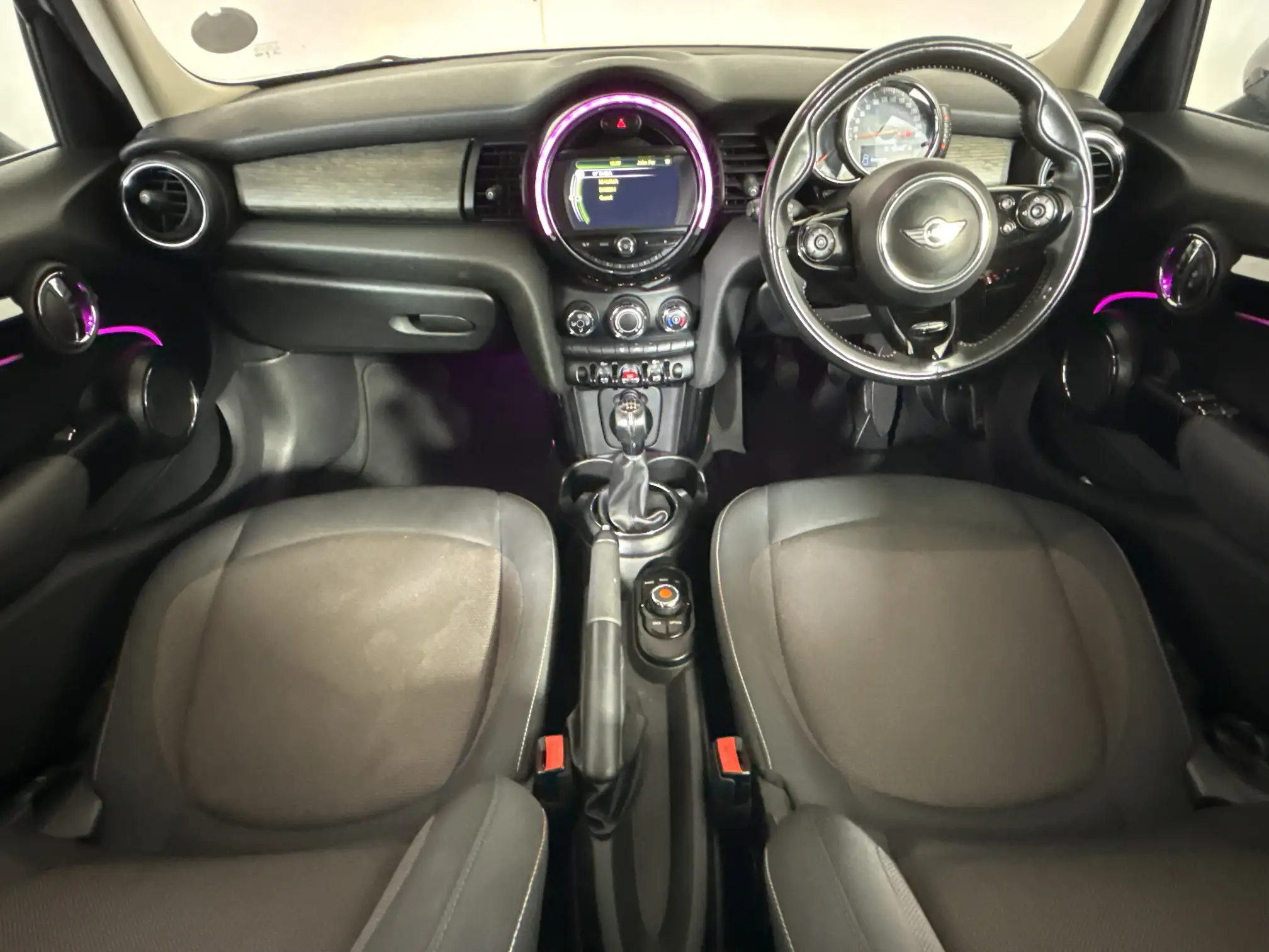 Mini Cooper 5DR