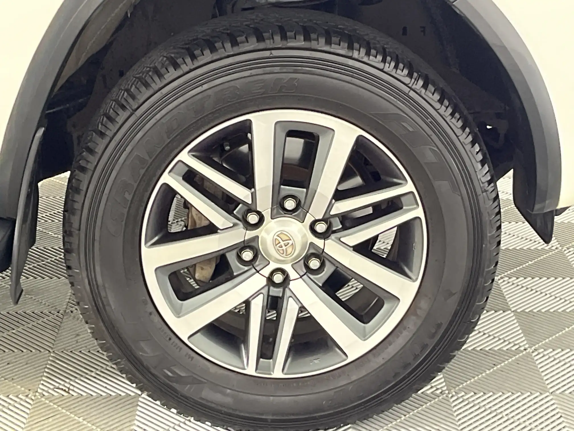 Toyota Fortuner