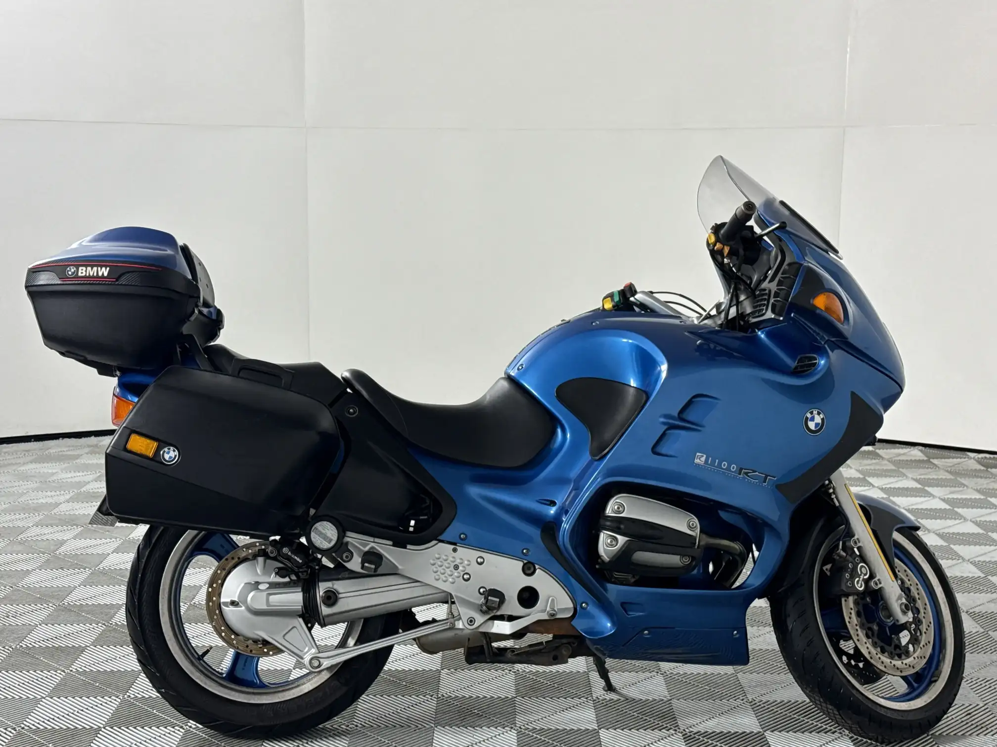 BMW R Series