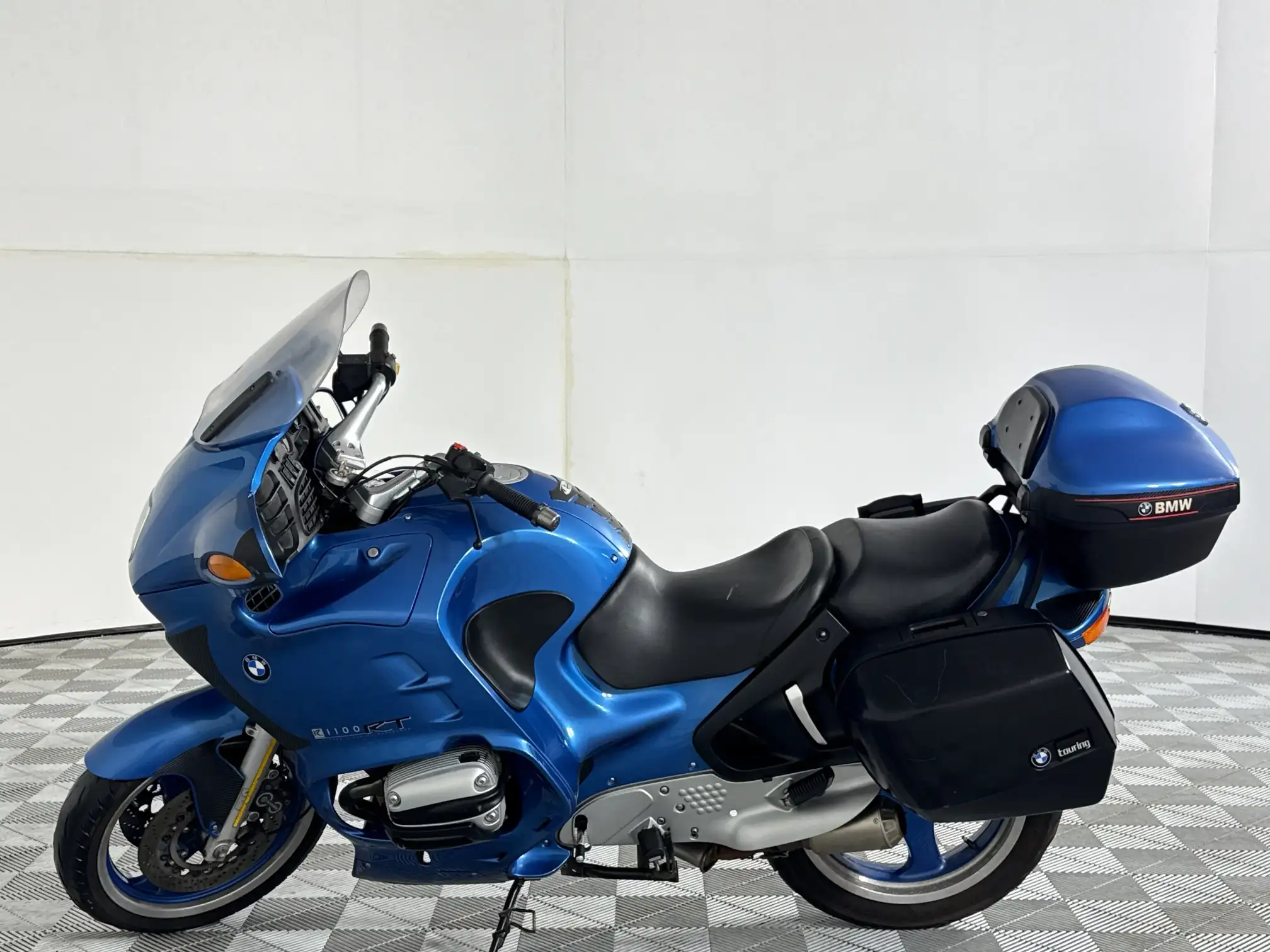 BMW R Series