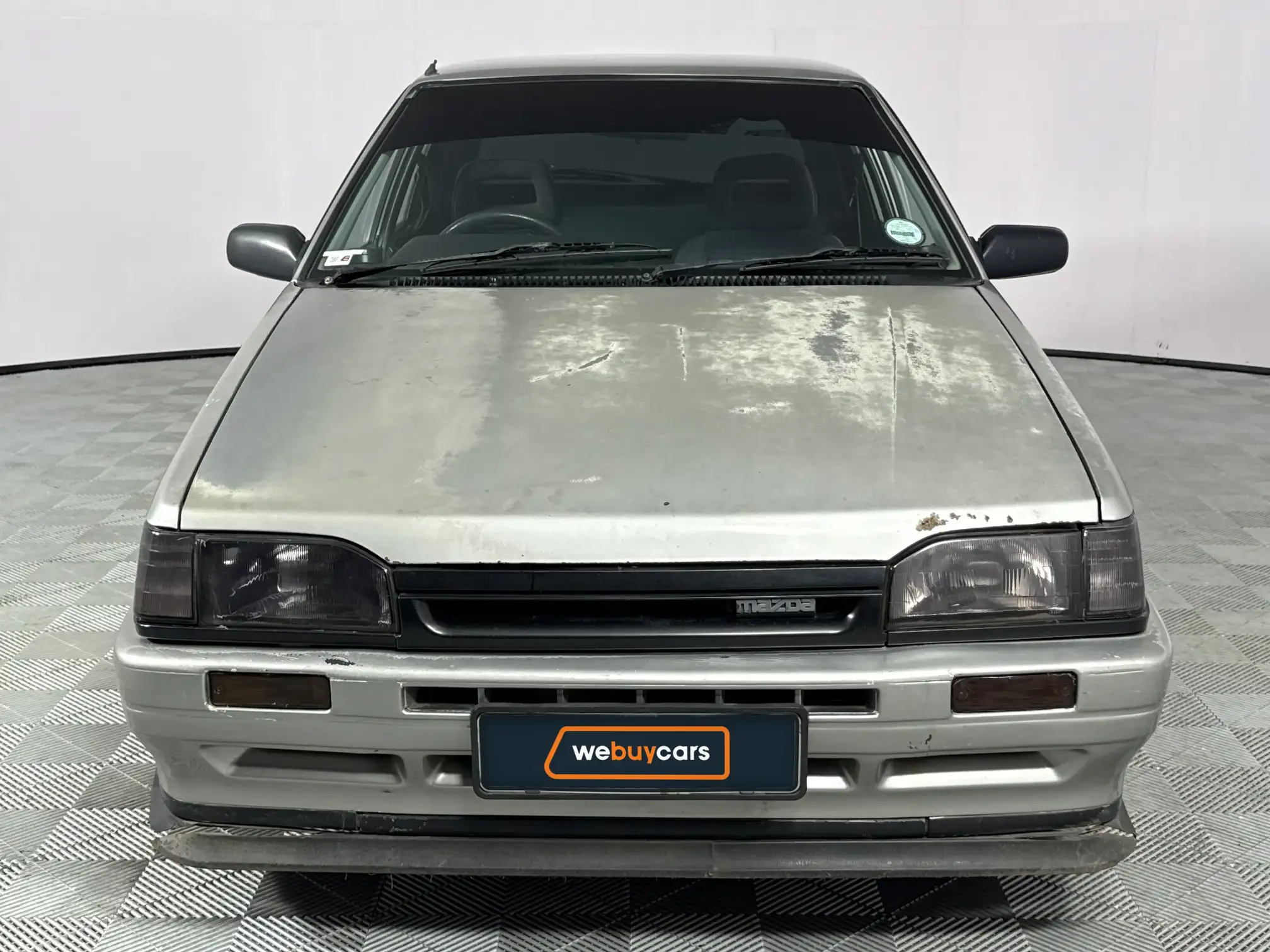 Mazda 323