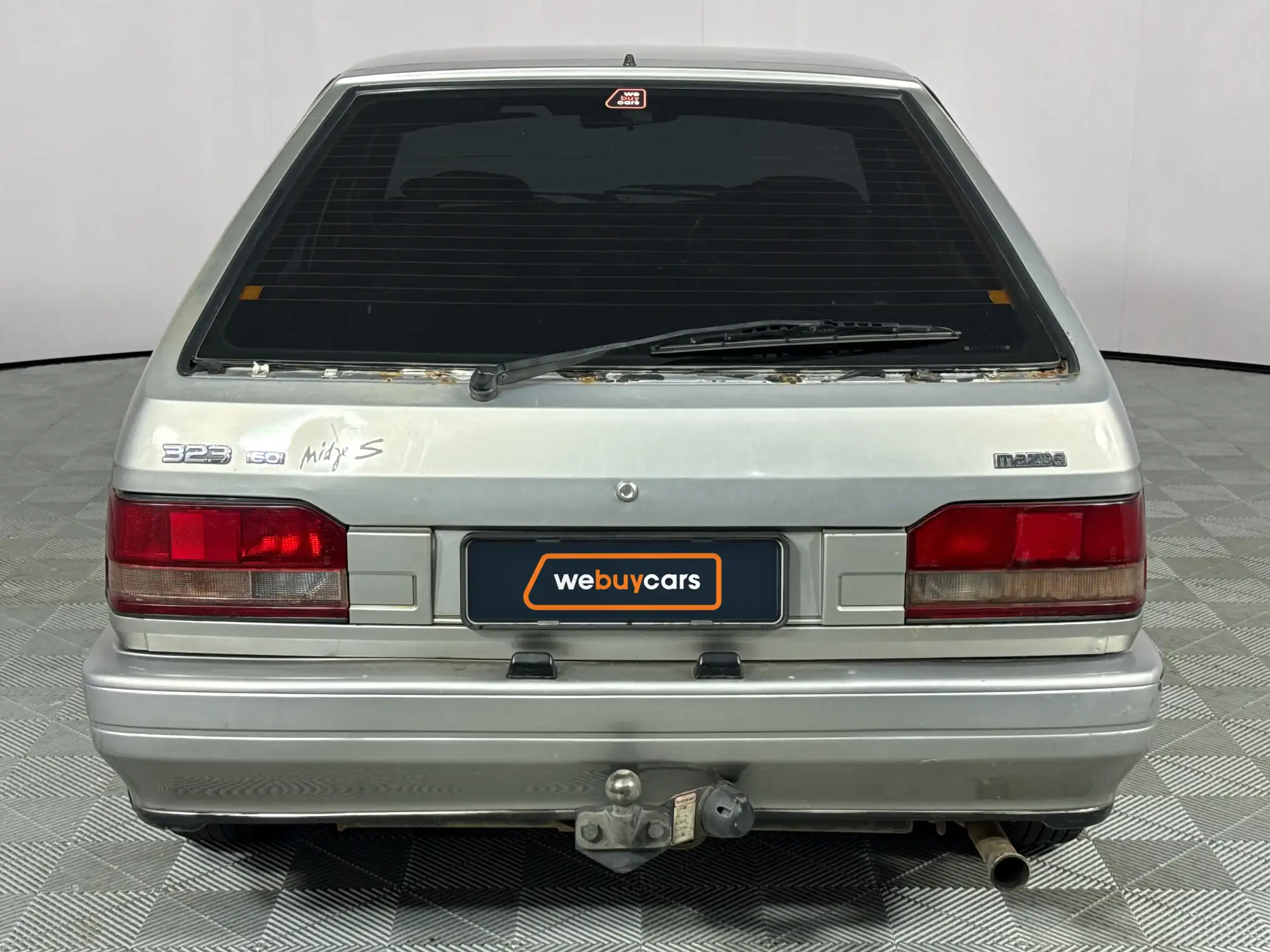 Mazda 323