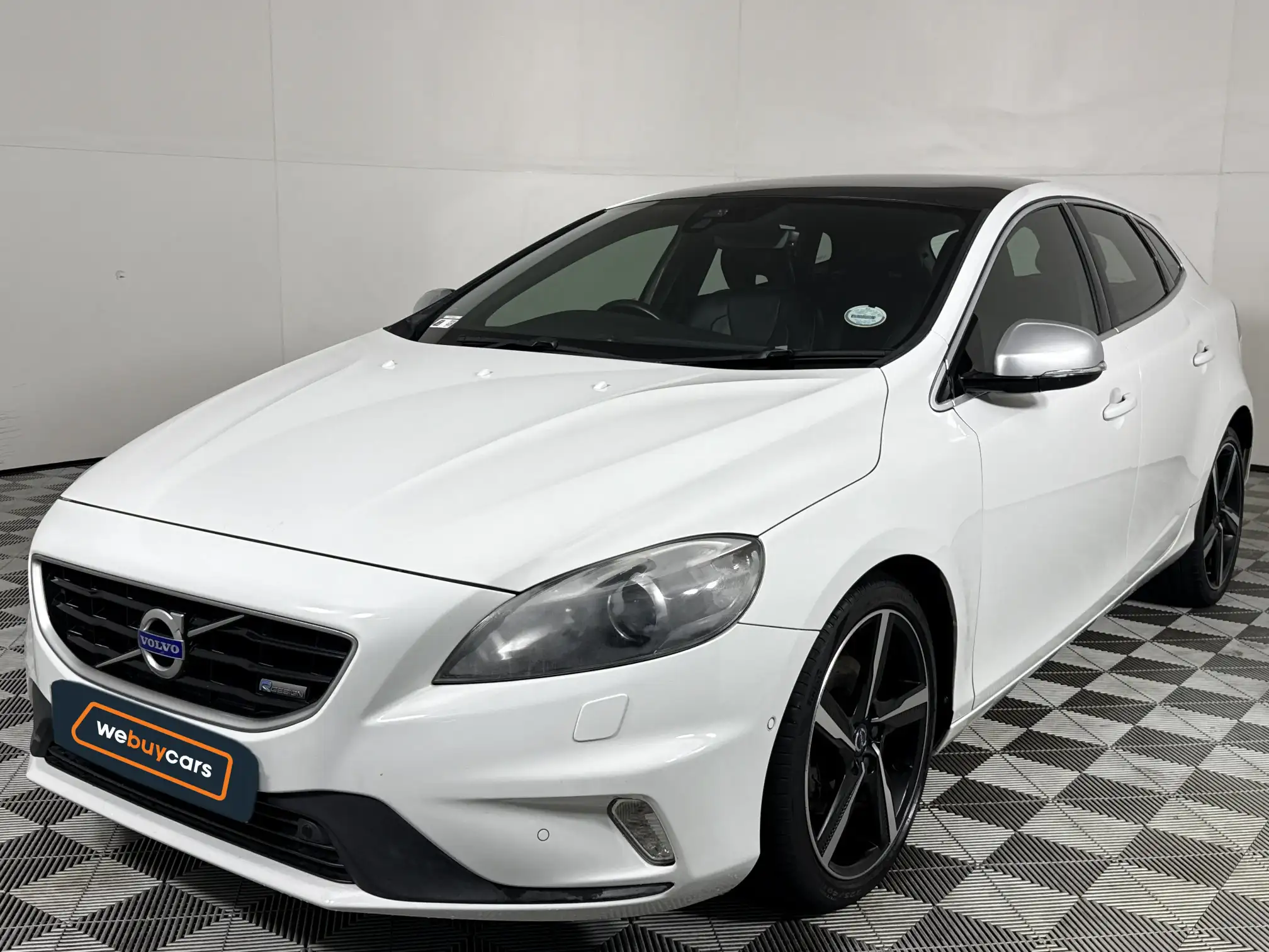 2016 Volvo V40