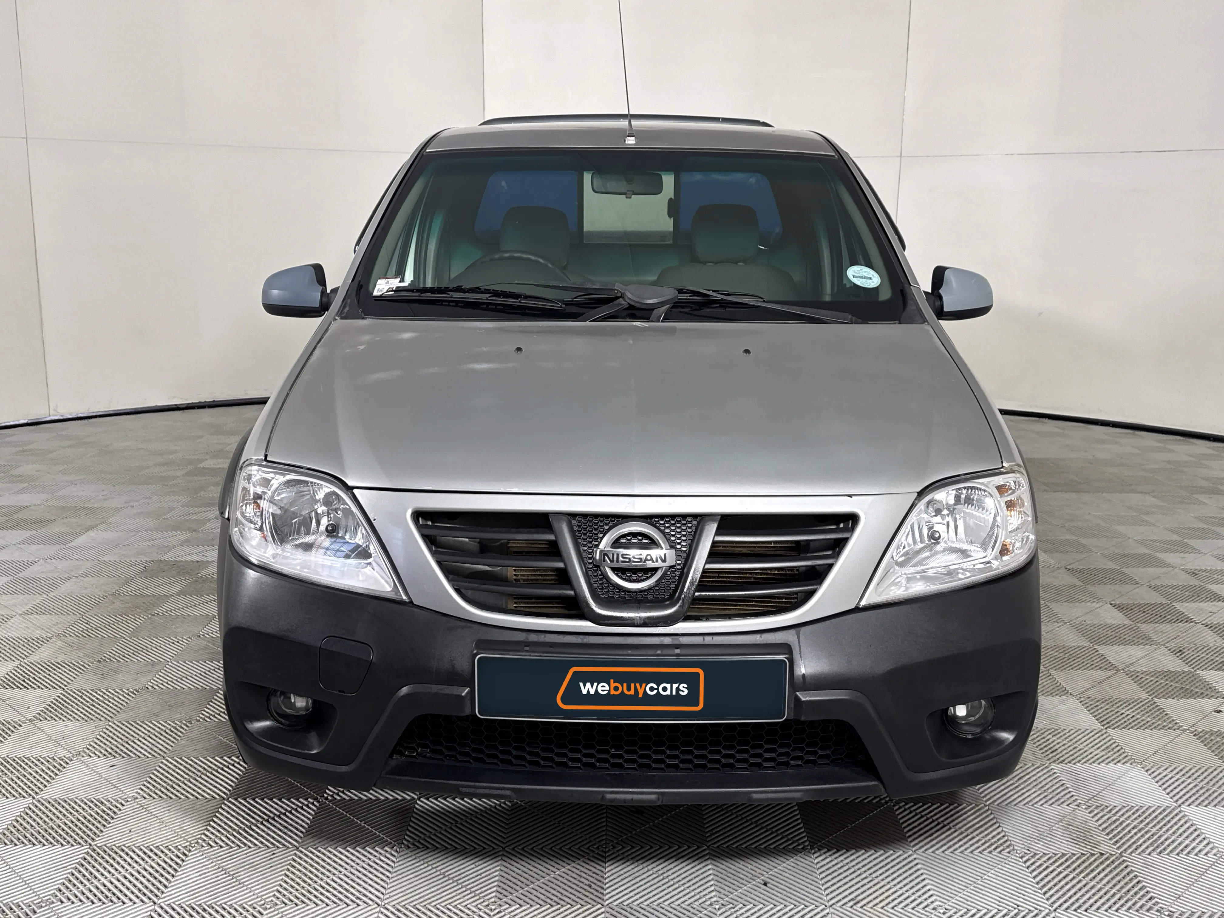 2012 Nissan NP200 1.6 SE Pick Up Single Cab, photo 2