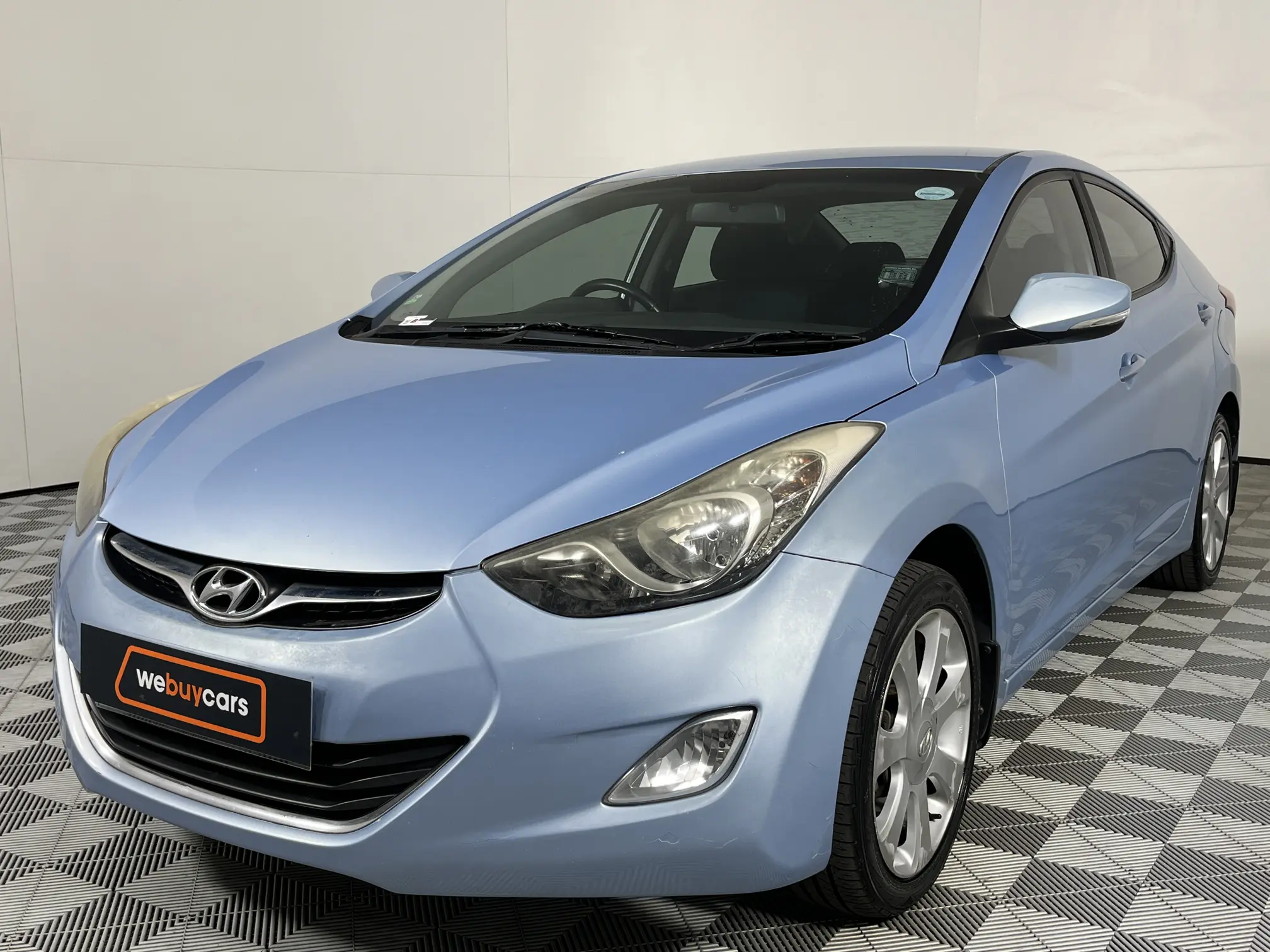 2013 Hyundai Elantra 1.8 Gls/executive Auto