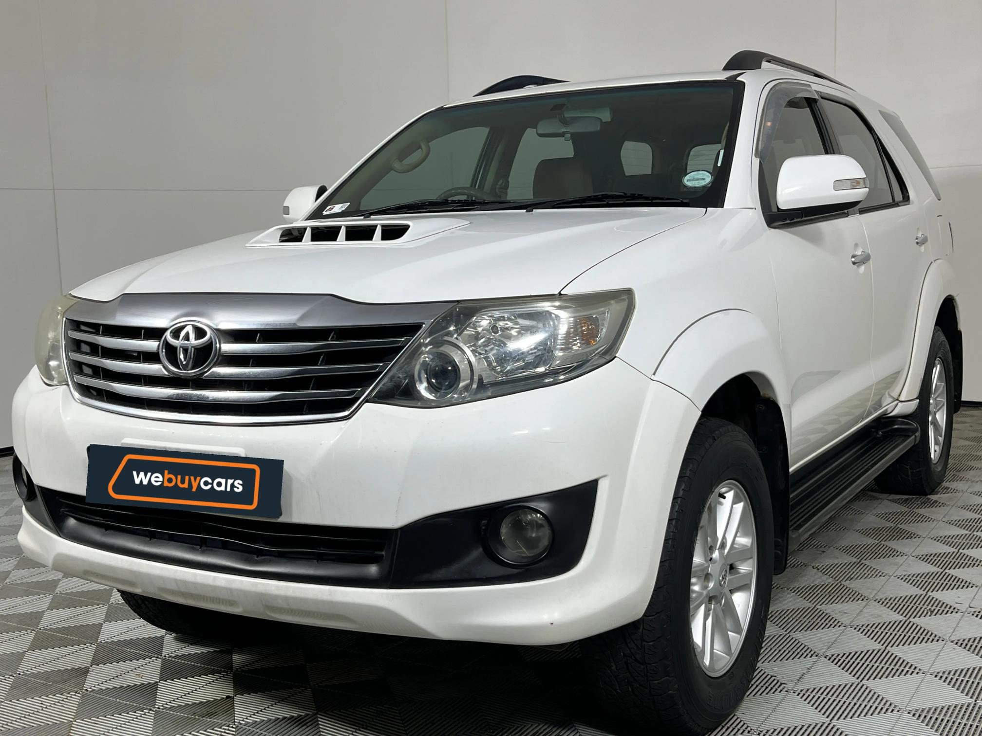 Toyota Fortuner III 2.5 D-4D VNT Raised Body