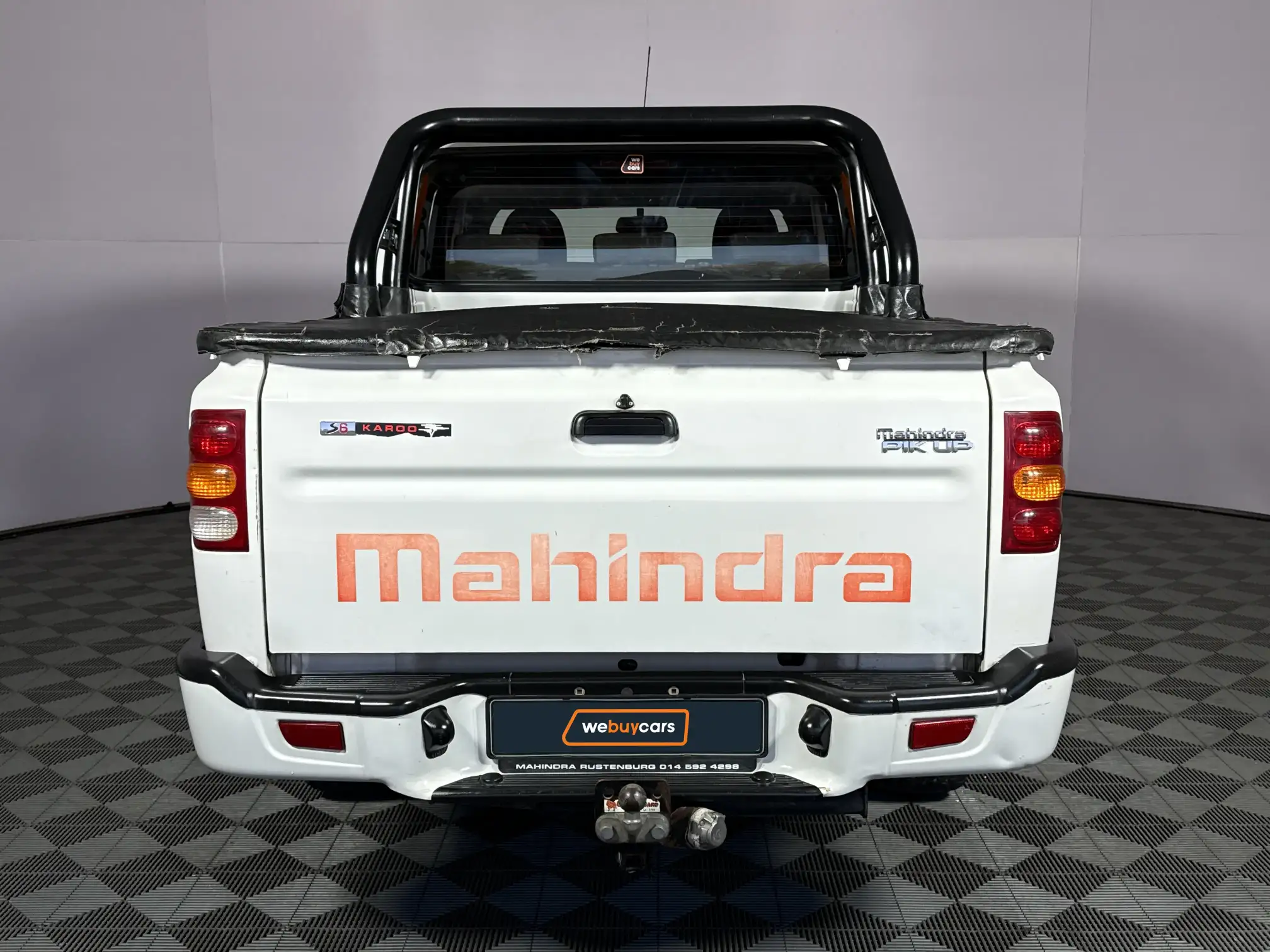 Mahindra PIK UP