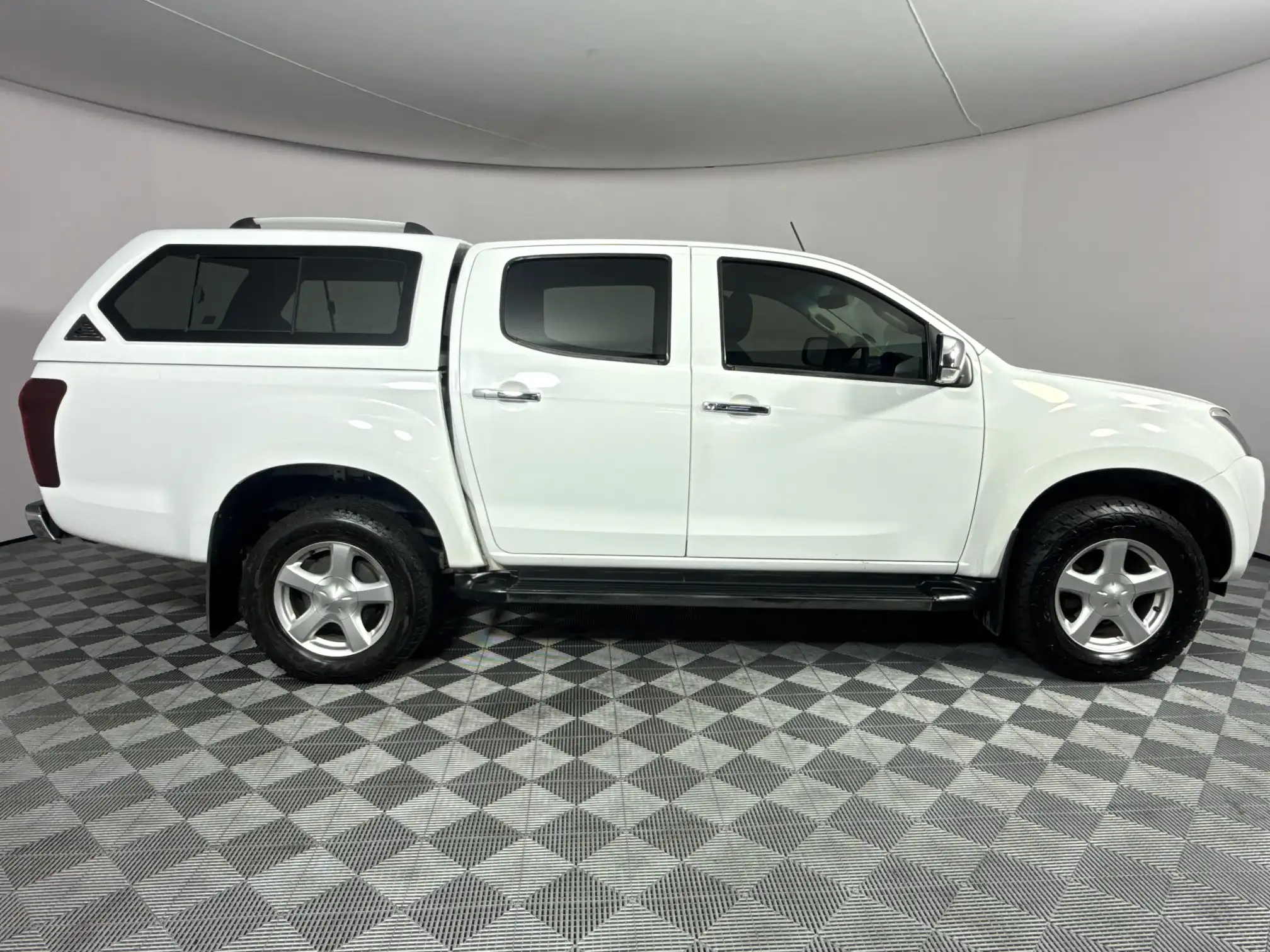 Isuzu KB