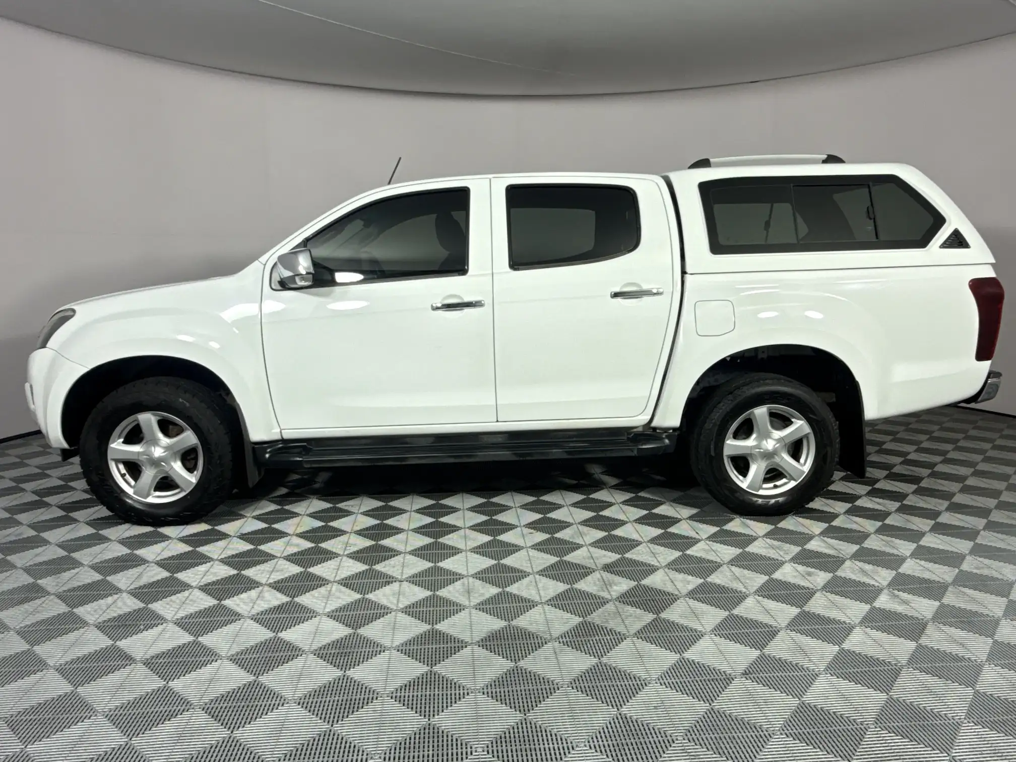 Isuzu KB