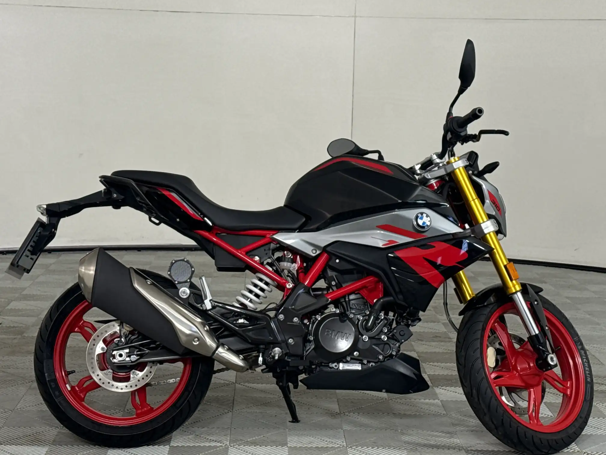 2026 BMW C