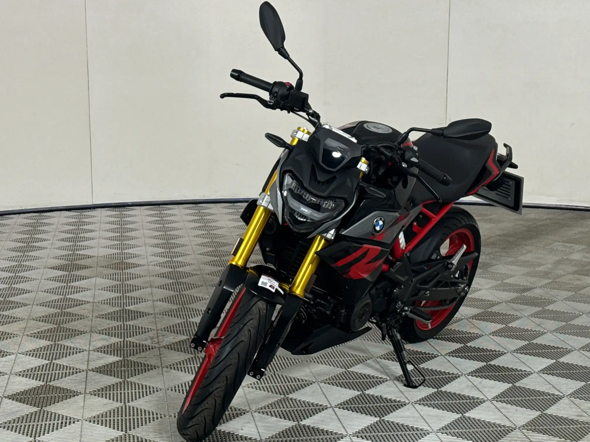 BMW C
