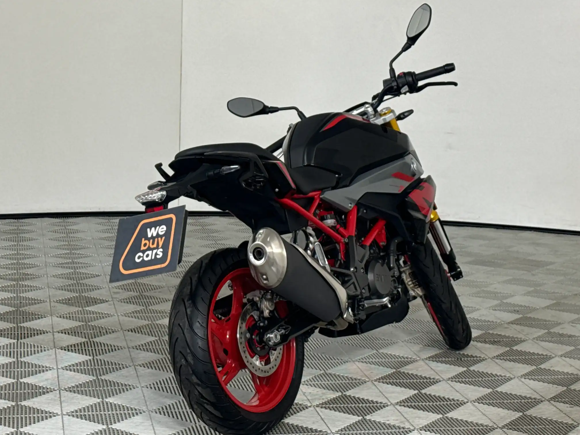 BMW C