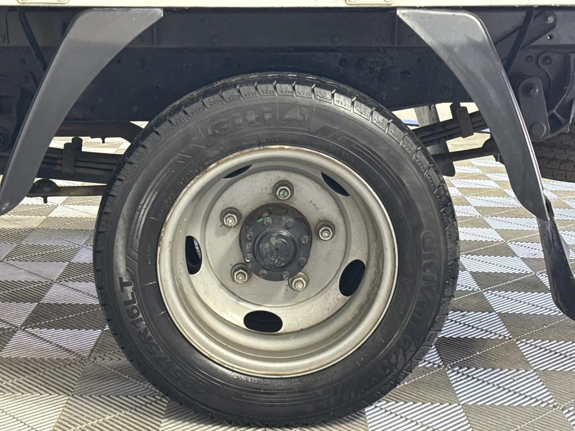 Foton Miler