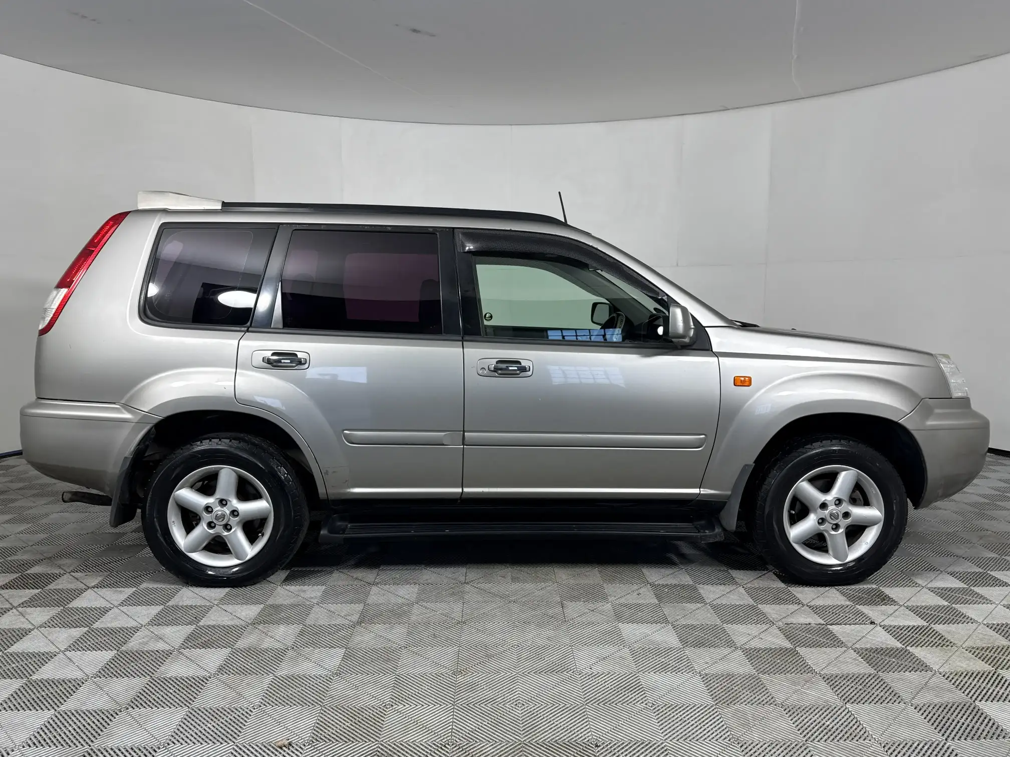 Nissan X Trail