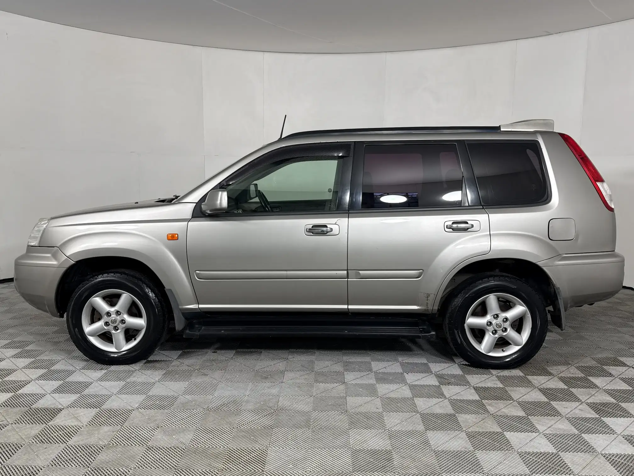 Nissan X Trail