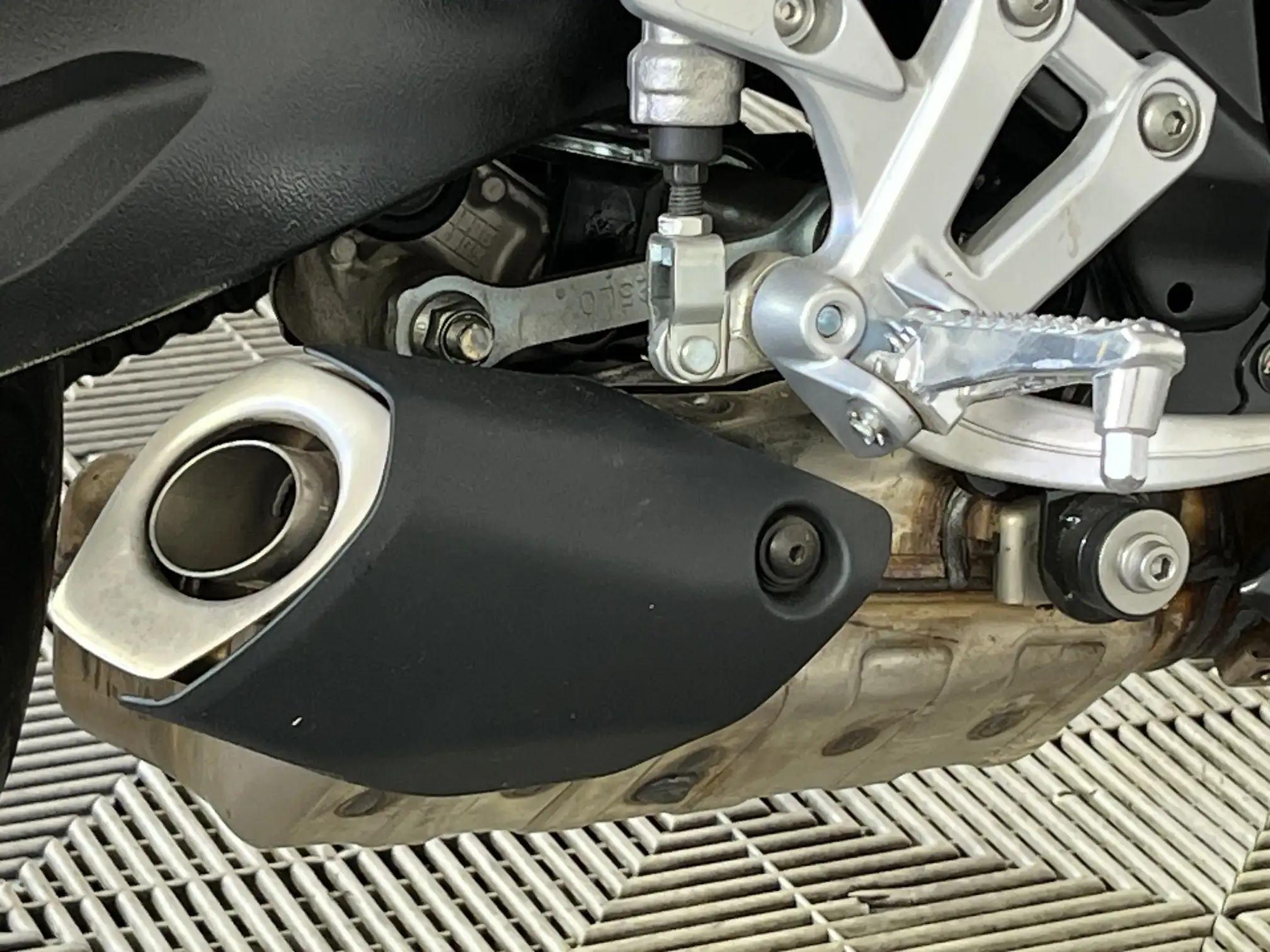 Suzuki 800