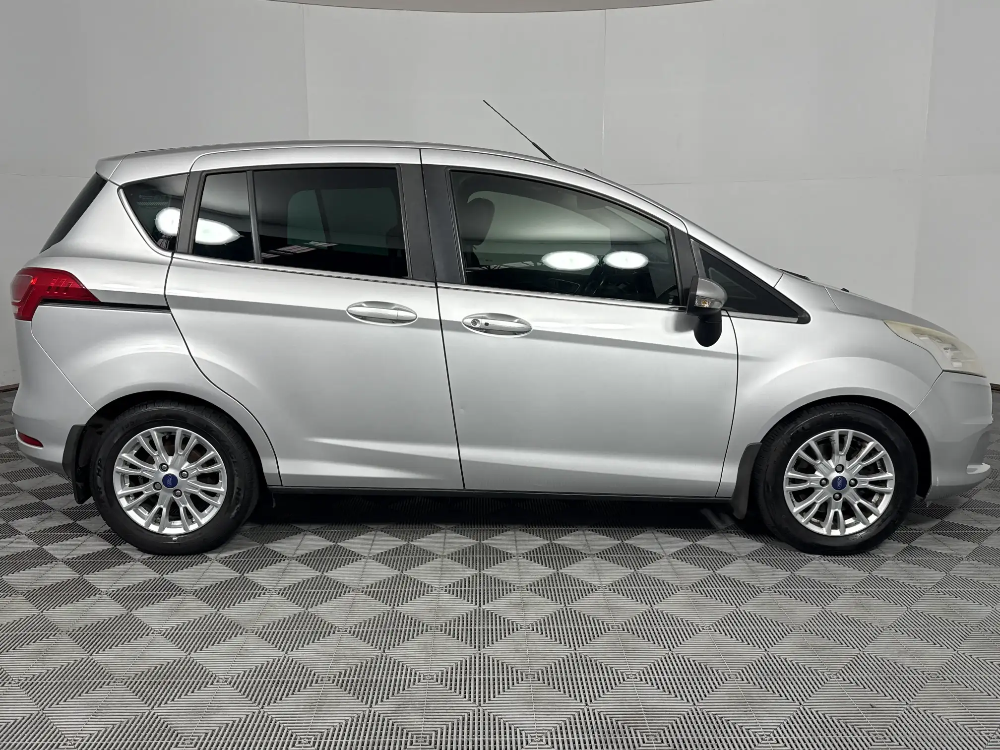 Ford B-MAX