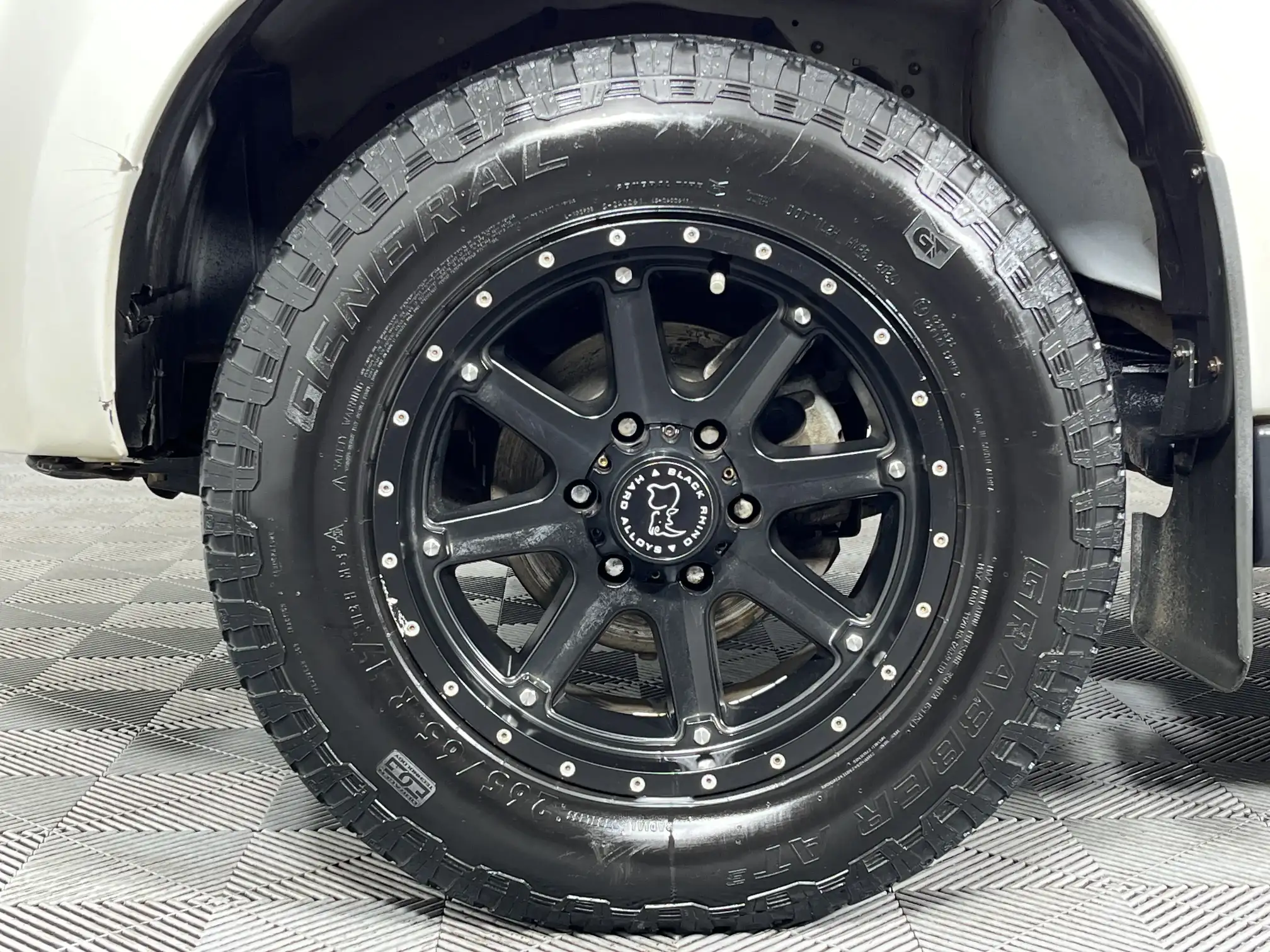 Isuzu D-MAX