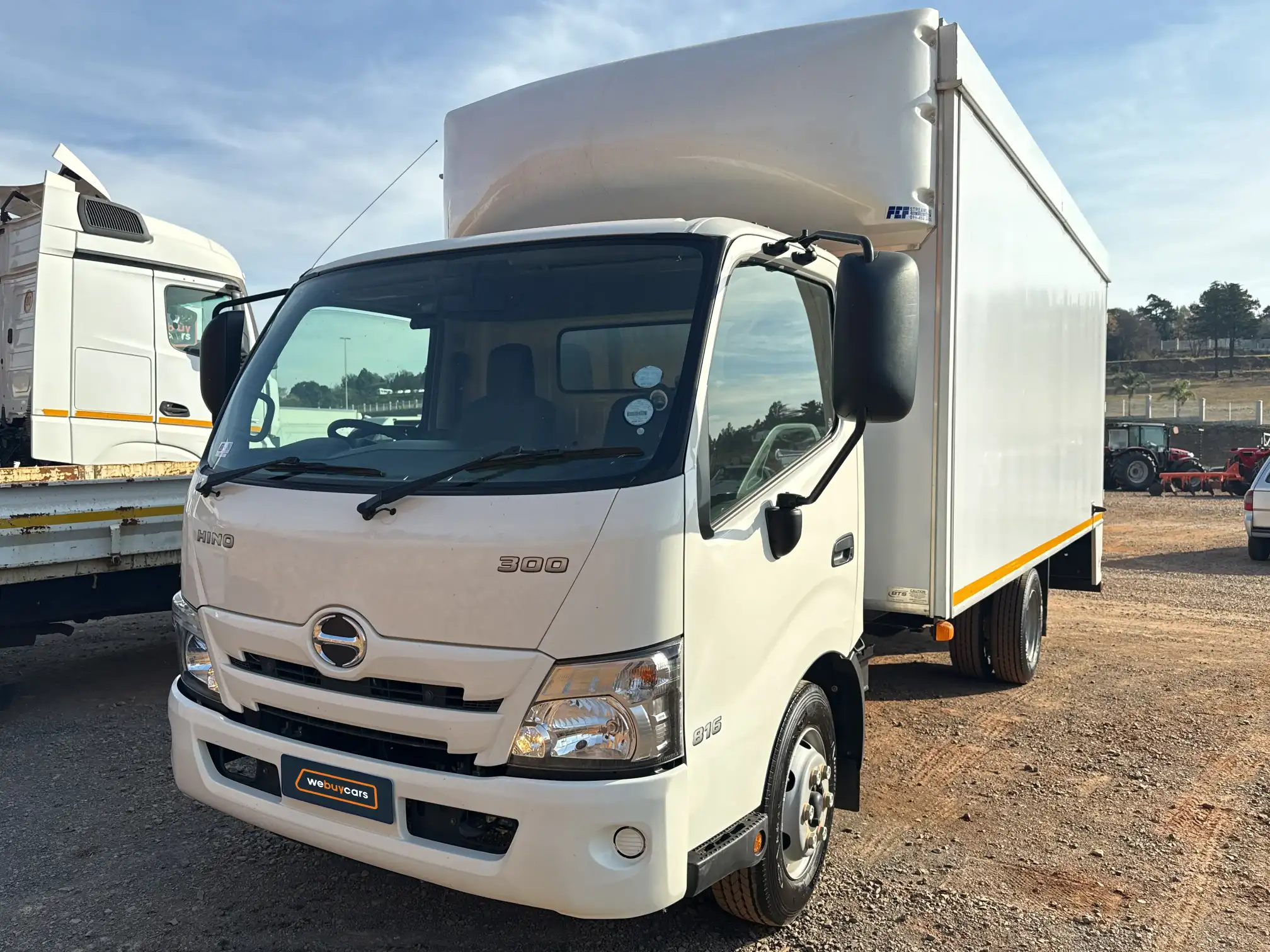 2025 Hino 300 Series