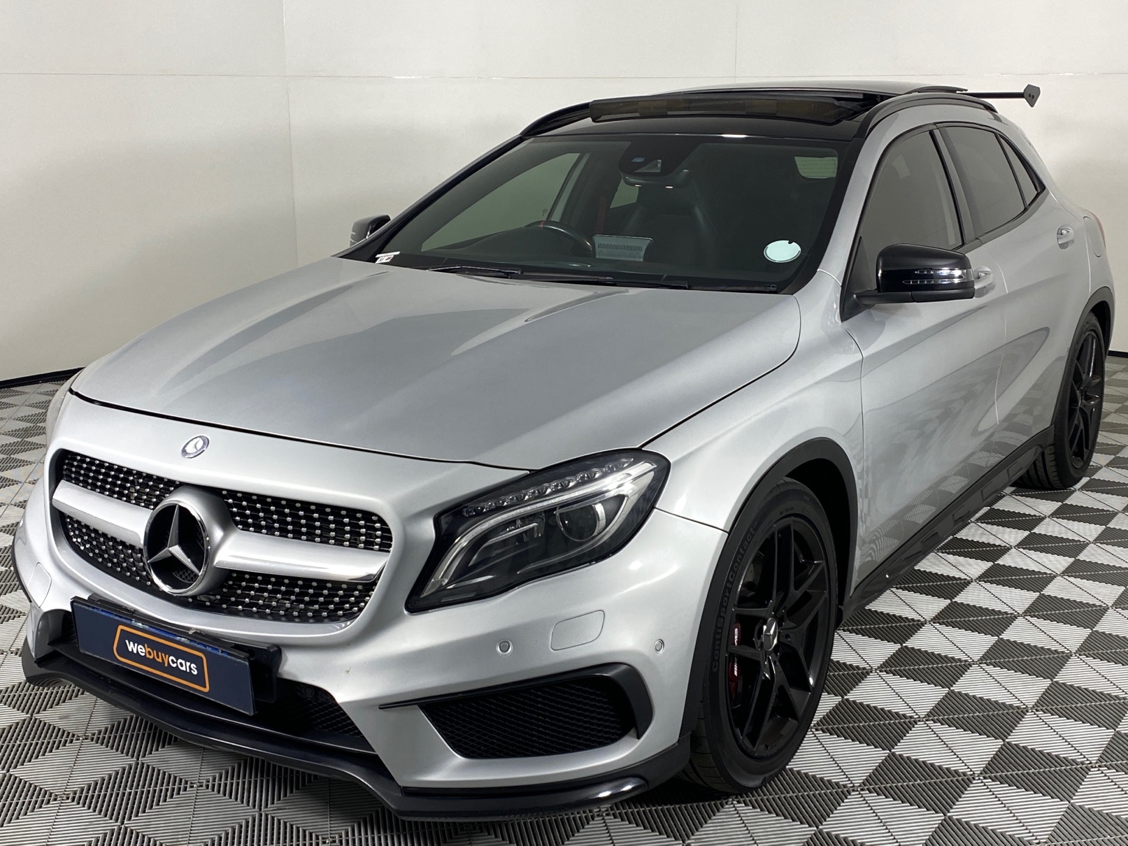 Used 15 Mercedes Benz Gla 45 Amg For Sale Webuycars