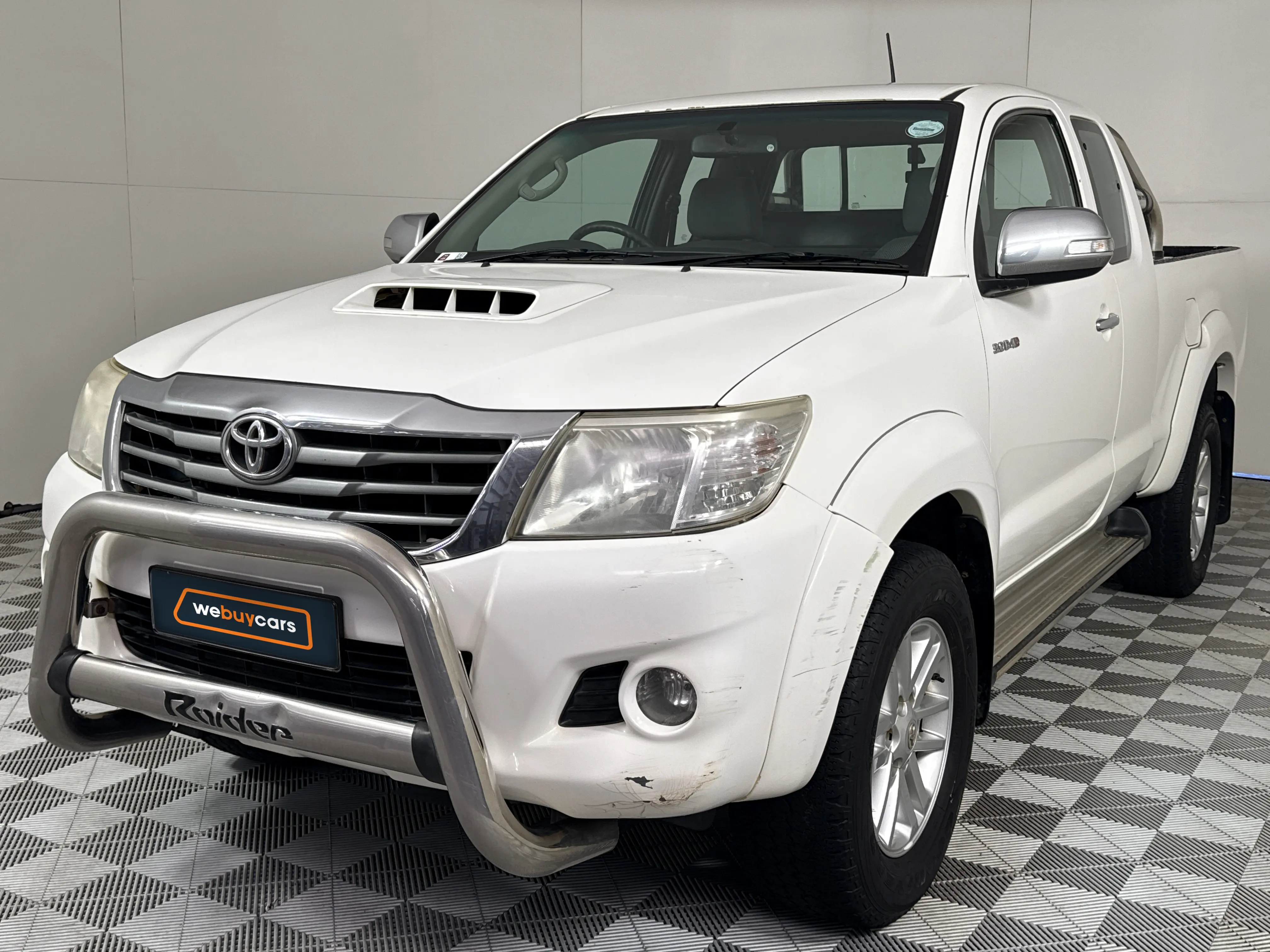 2013 Toyota Hilux 3.0d-4d Raider Xtra CAB Pick Up Single Cab