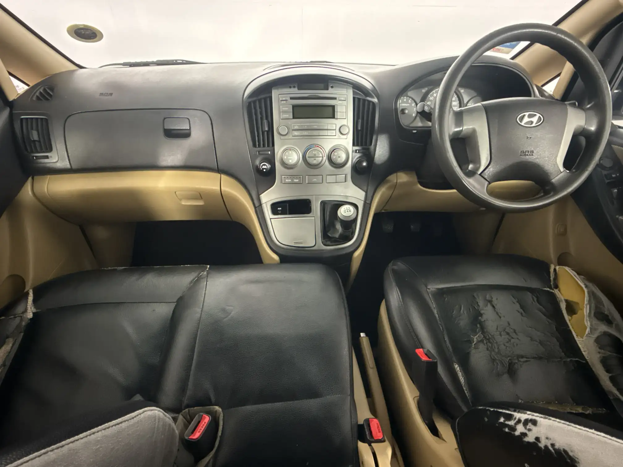 Hyundai H-1