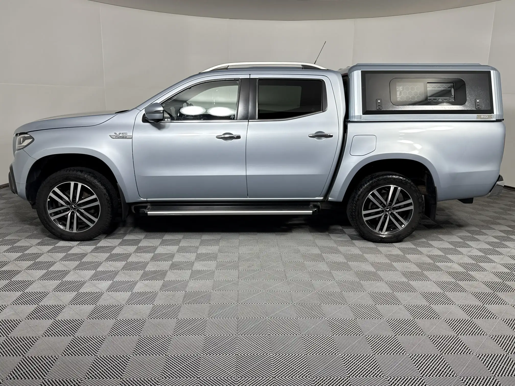 Mercedes-Benz X-Class