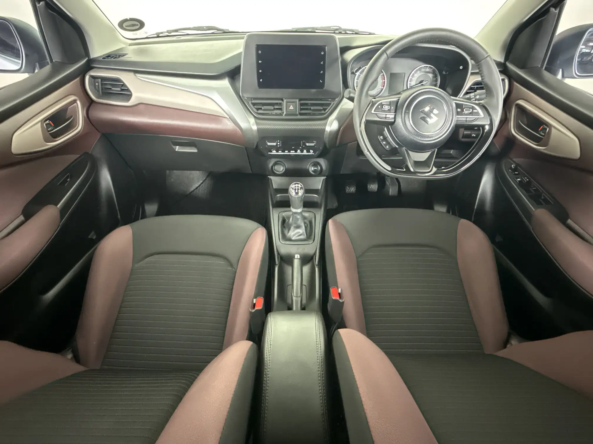 Suzuki Fronx