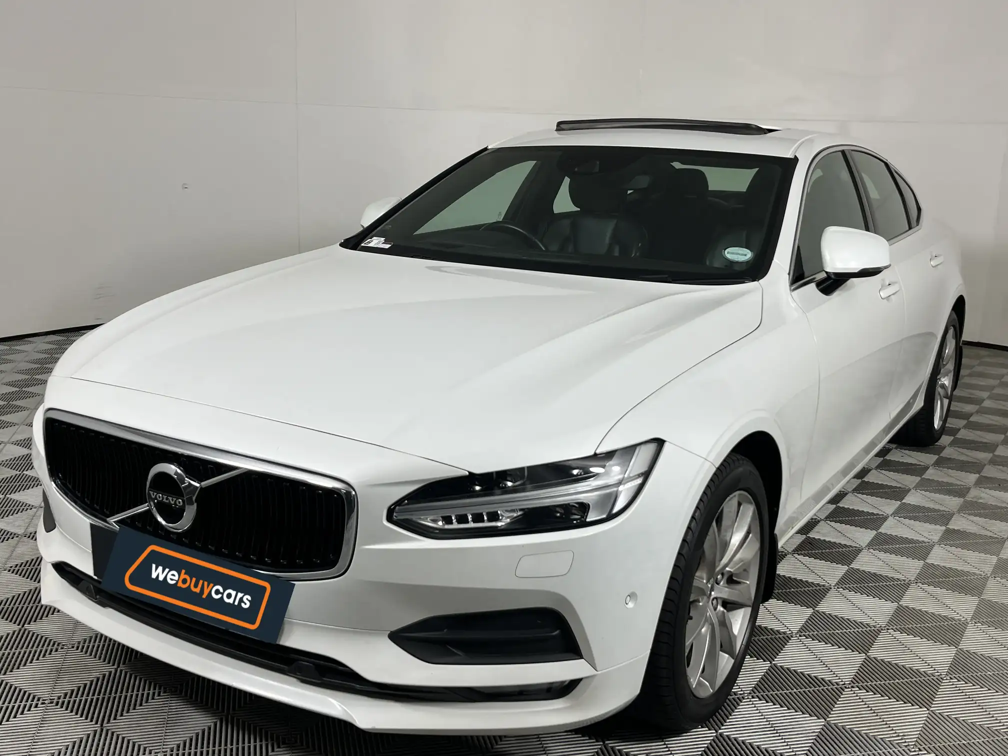 Volvo S90