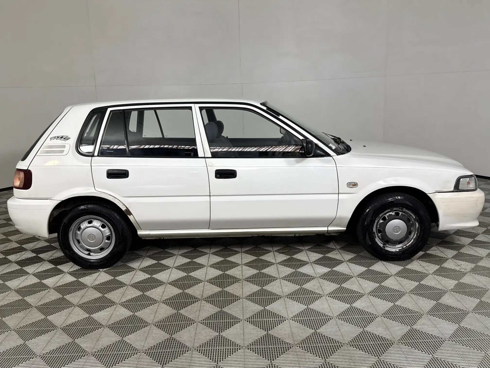Toyota Tazz