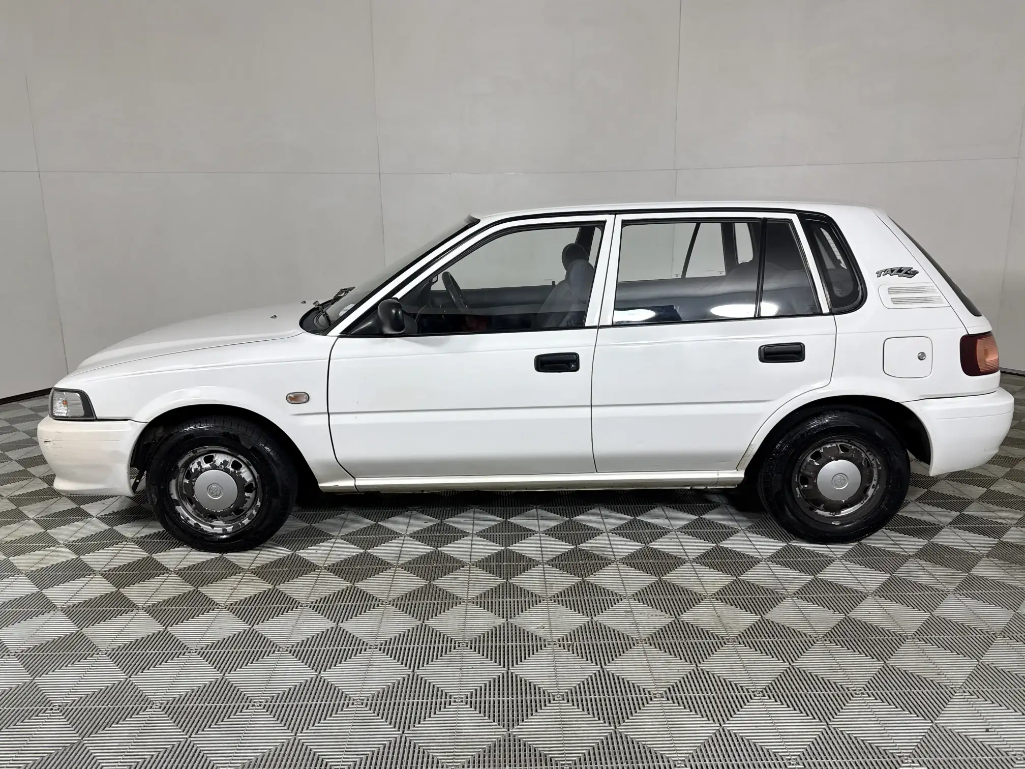 Toyota Tazz