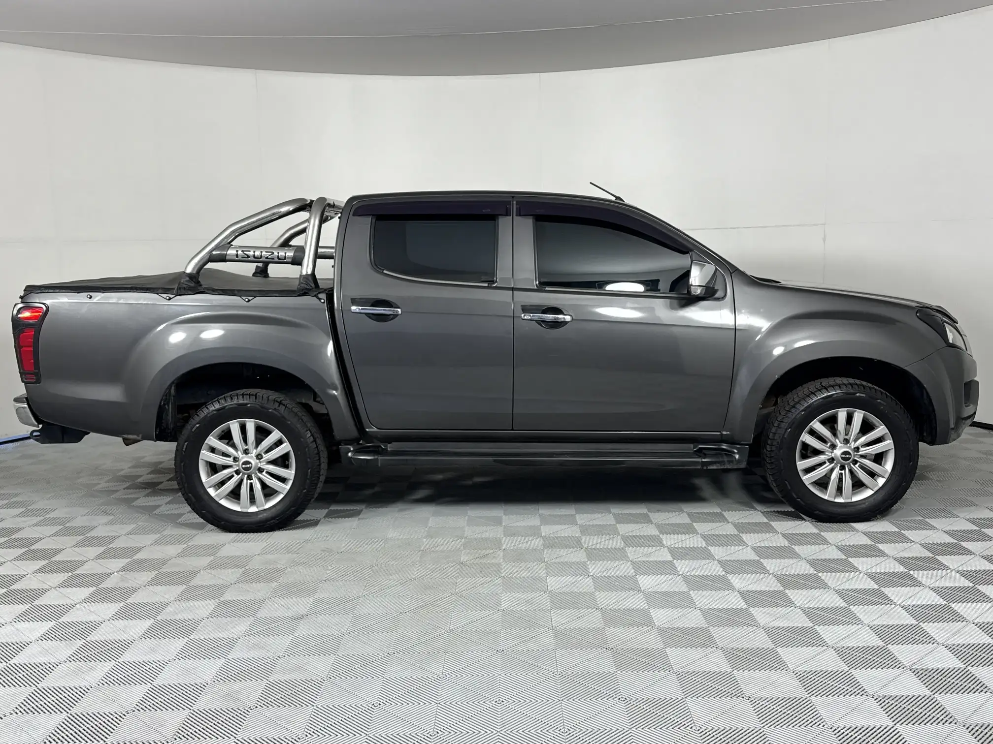 Isuzu KB