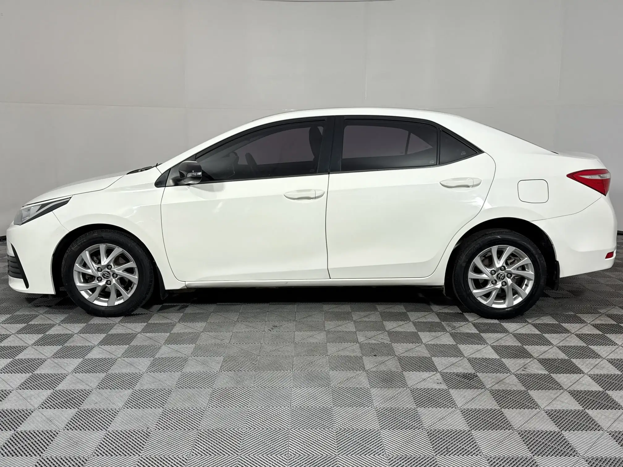 Toyota Corolla Quest