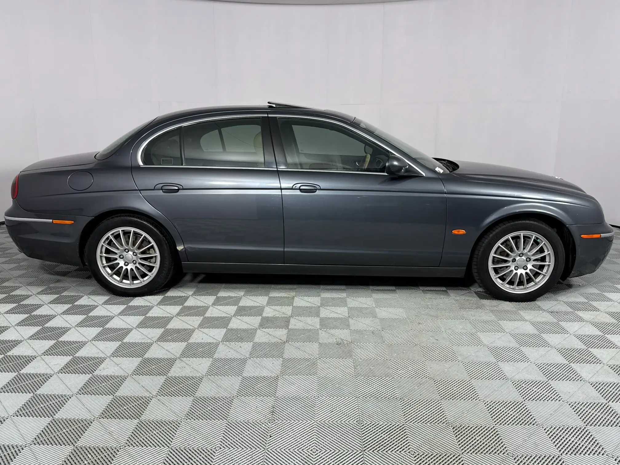 Jaguar S-Type