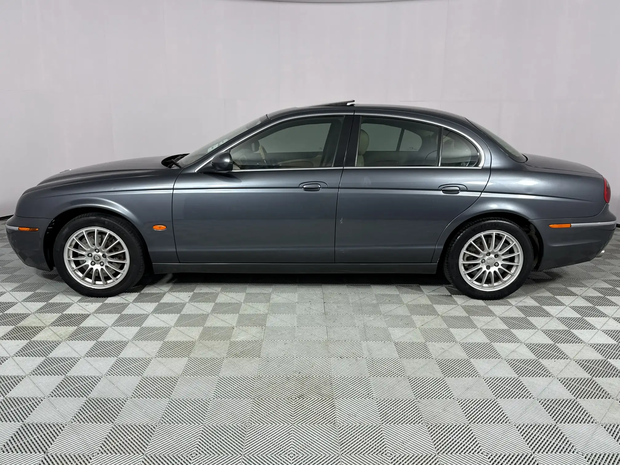 Jaguar S-Type