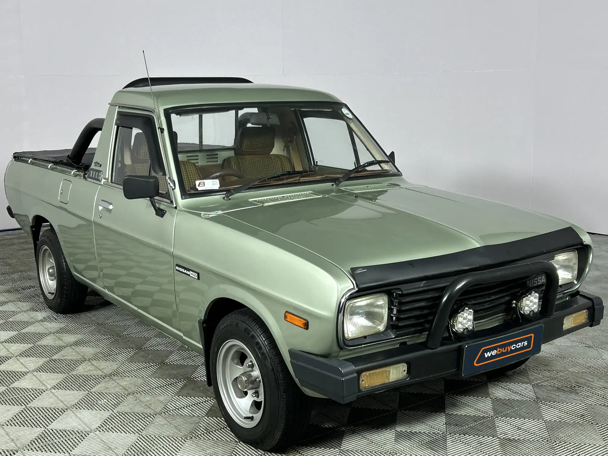 Nissan 1400