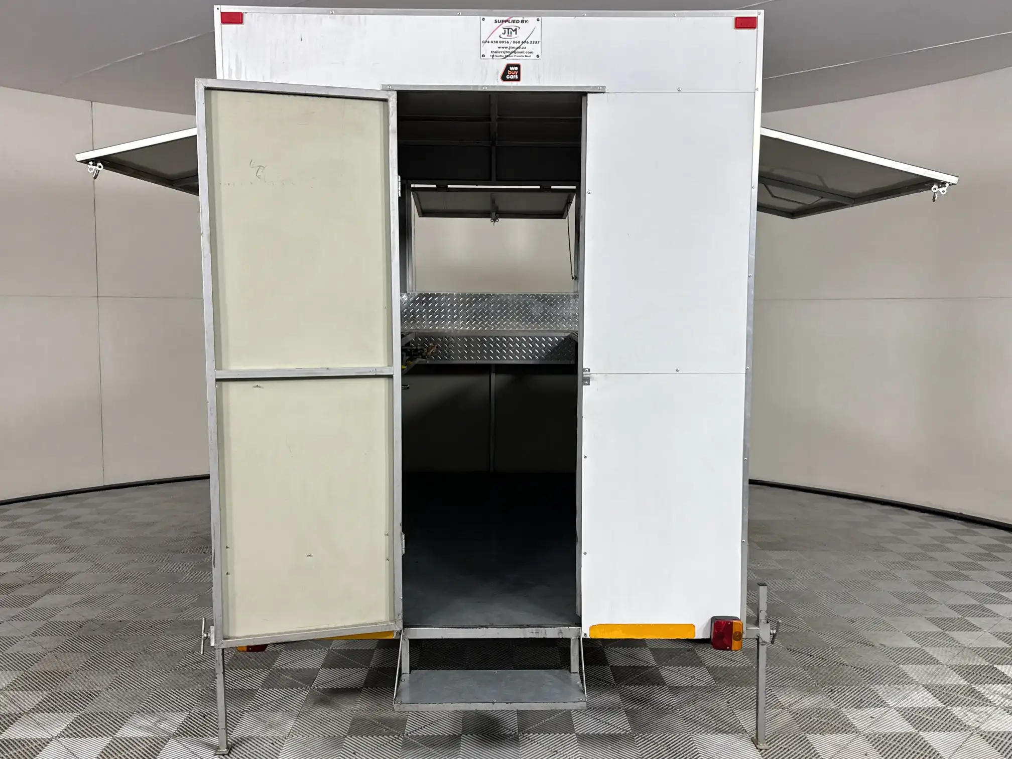 Custom Mobile Kitchen