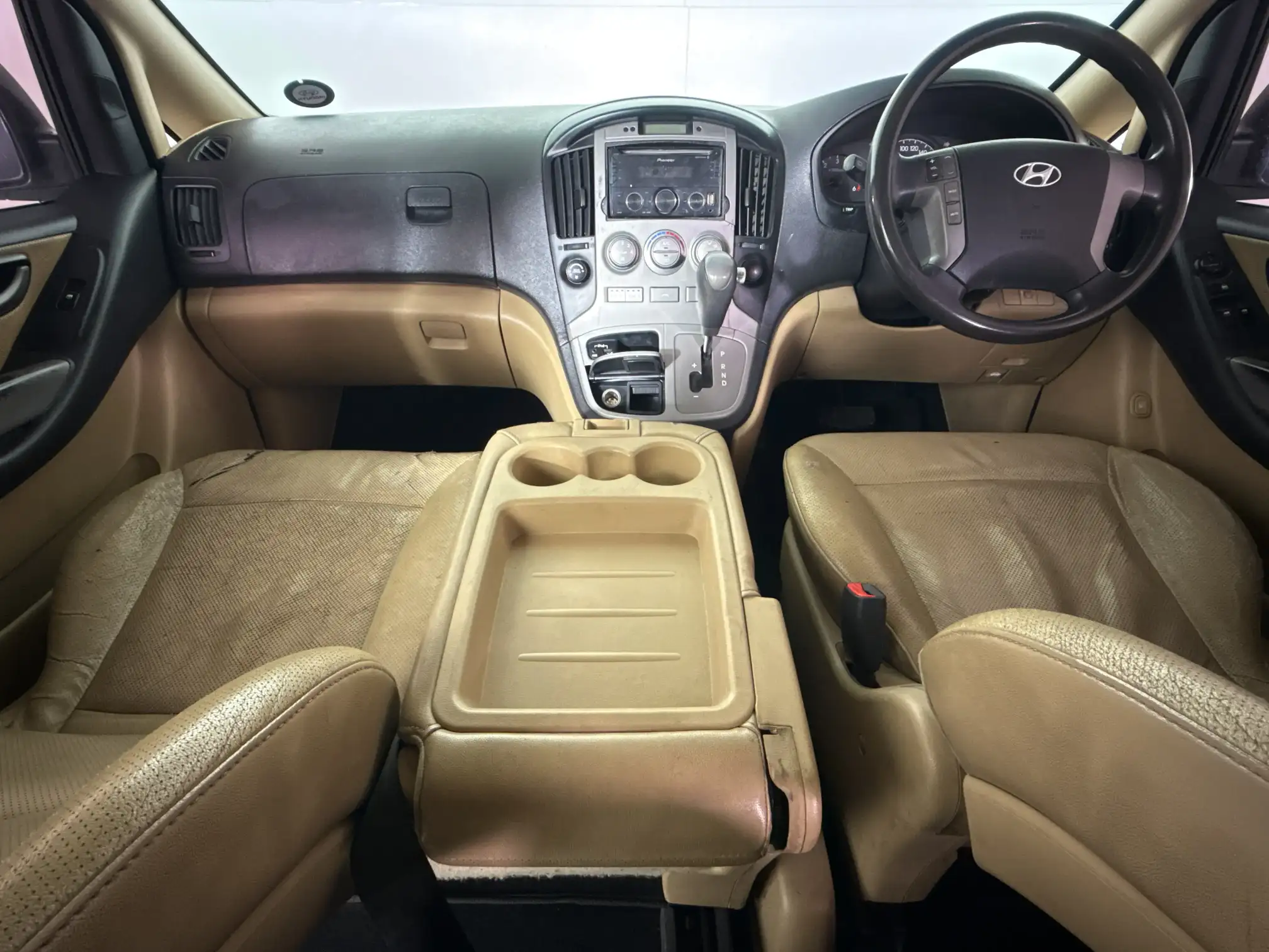 Hyundai H-1