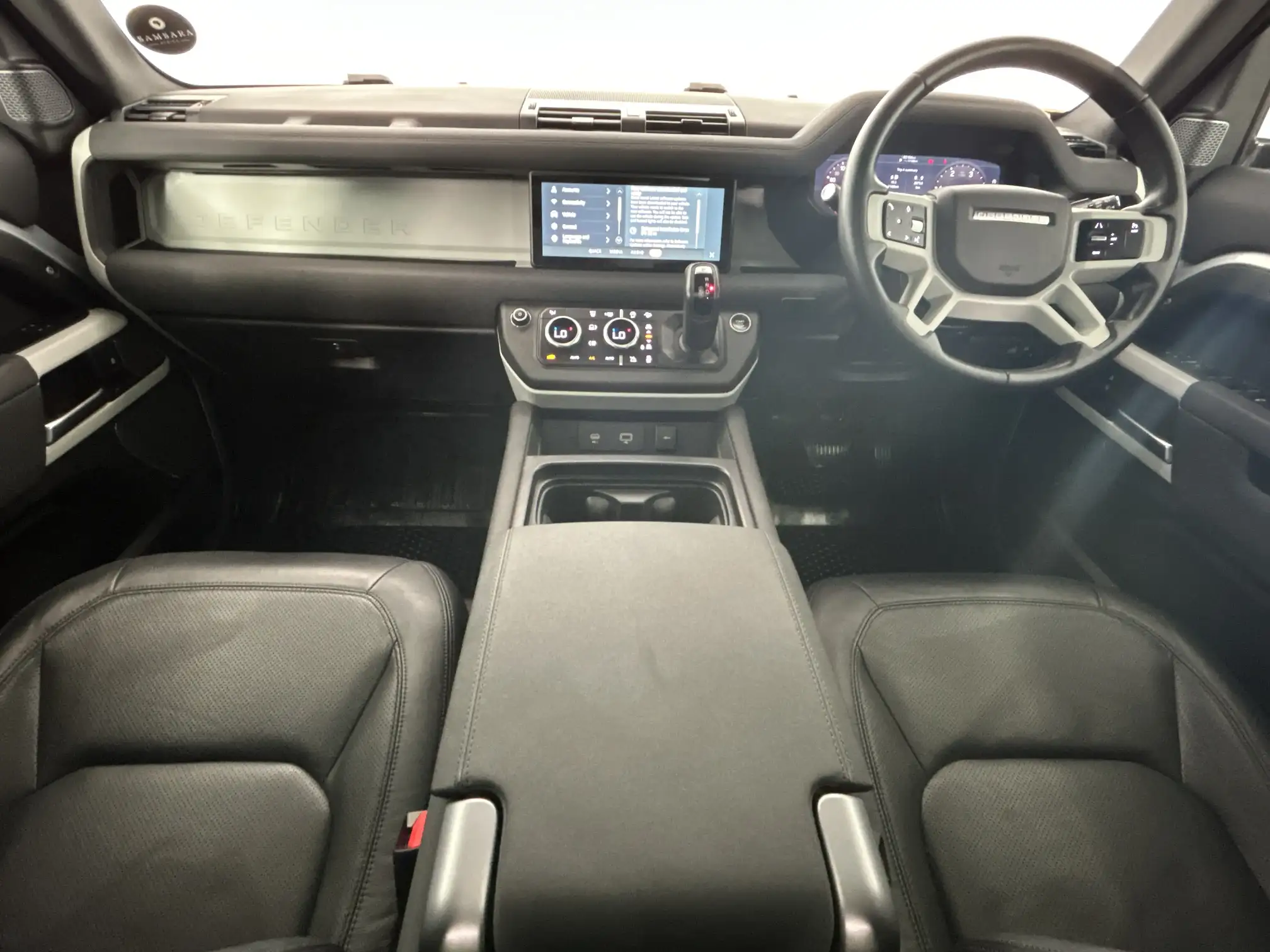 Land Rover Defender 110